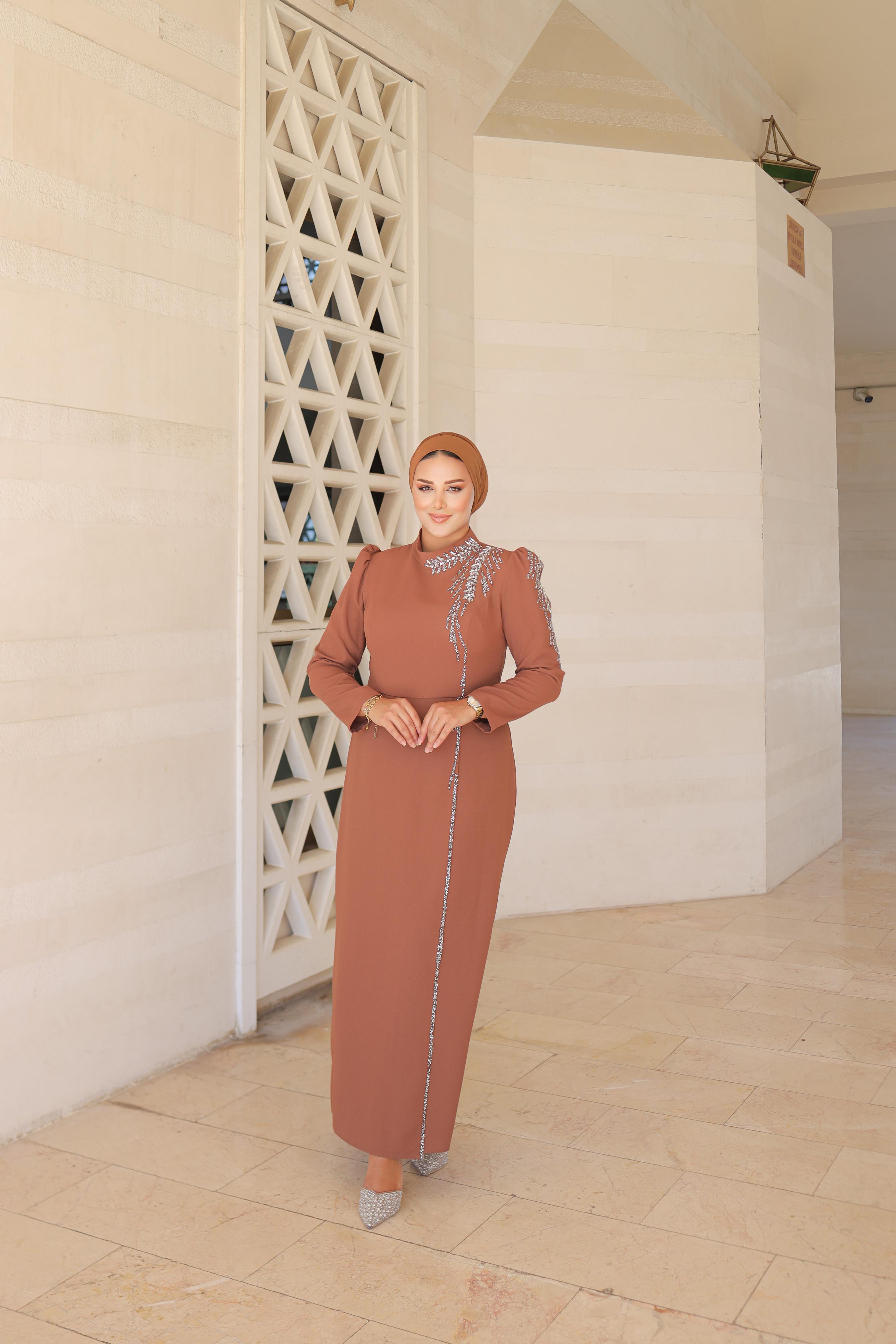 Stone-Embroidered Plus Size Crepe Dress 8287 - Brown