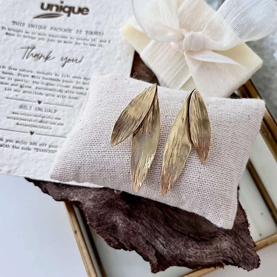 Zeytin Yaprağı Küpe