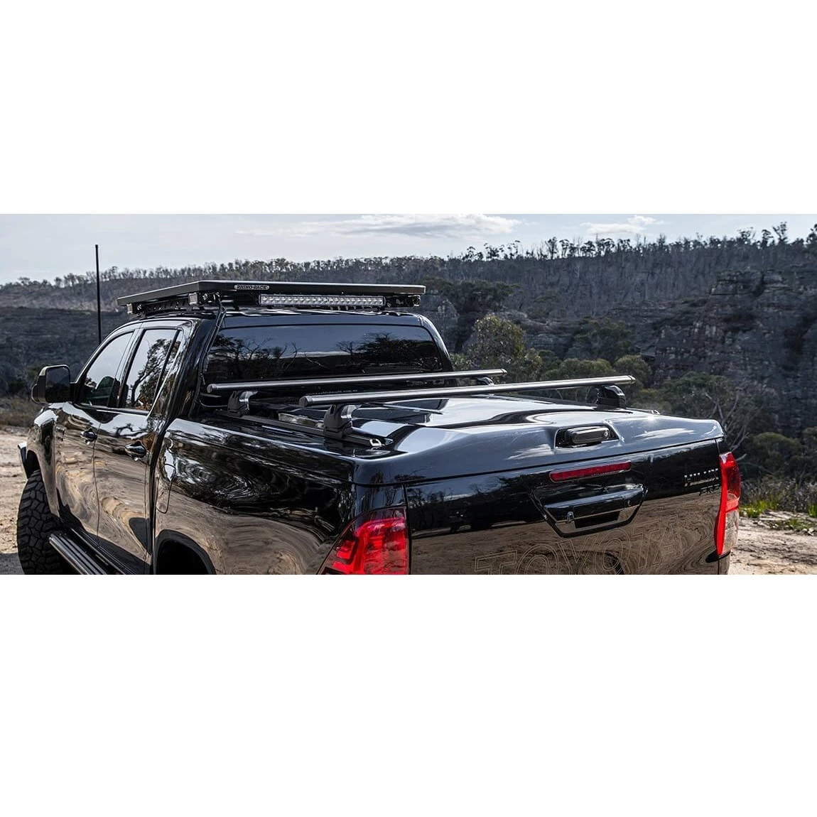 Sportlıd Kasa Kabin Kapağı 2015+ Toyota Hilux  Sportlid Yukarı Açılır Kasa Kapağı + Merkezi Kilit Sistemi