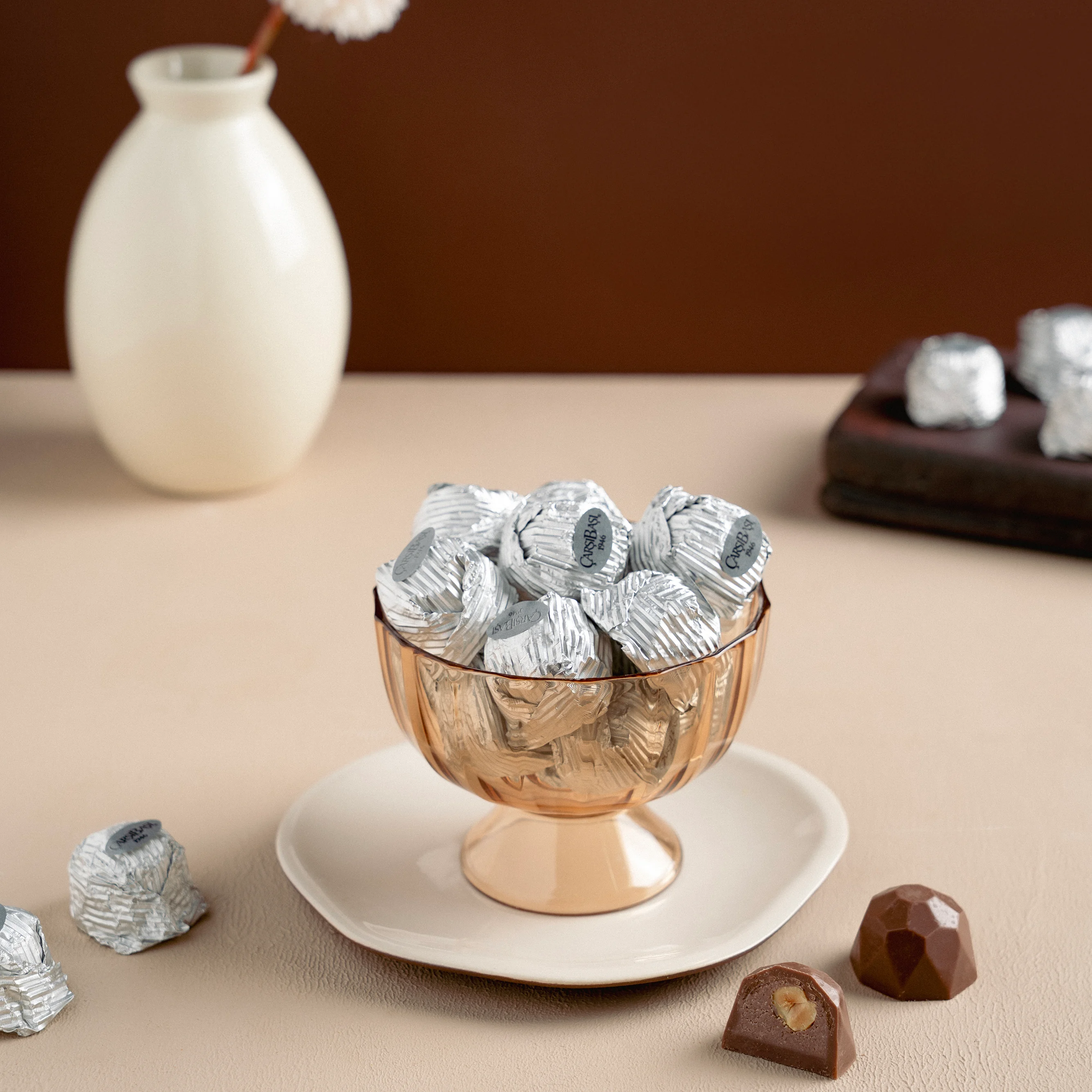 Gümüş Kristal Fındık Çikolata