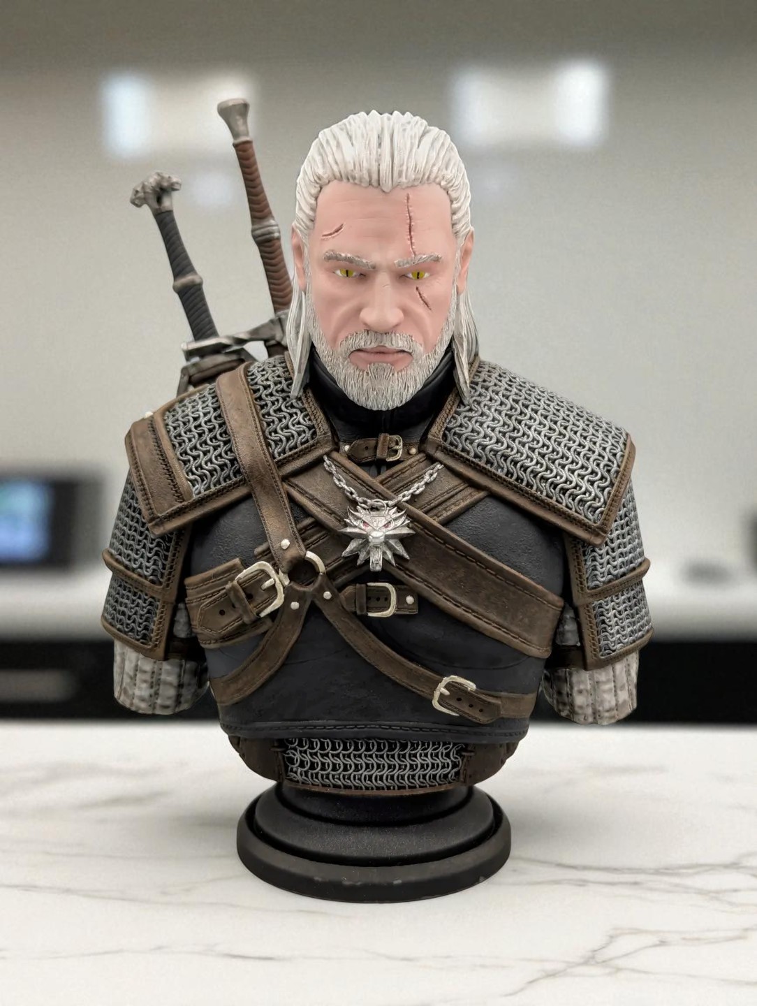 Witcher Büstü – Geralt of Rivia 3D Koleksiyon Figürü