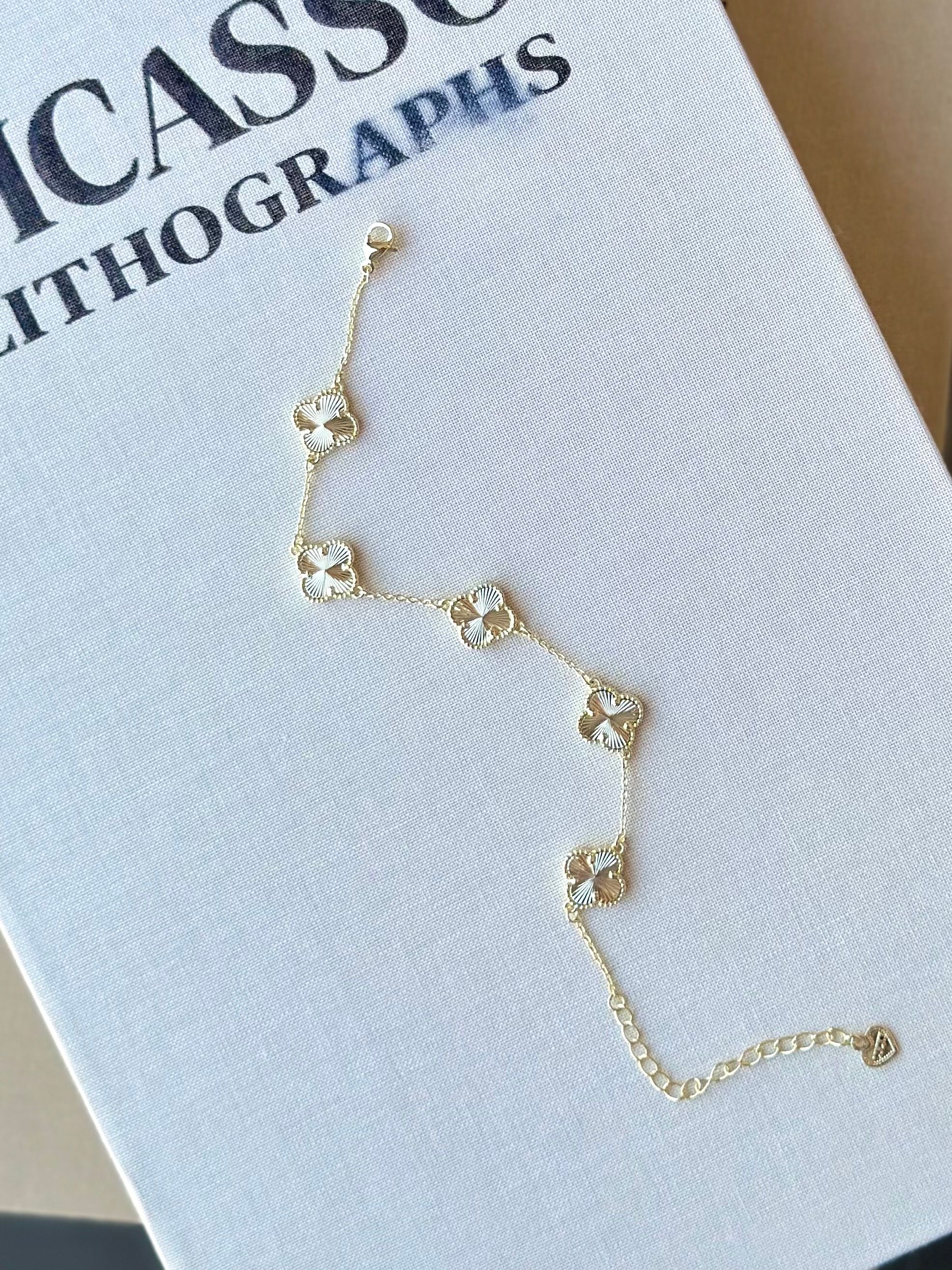 14K ALTIN KAPLAMA VAN CLEEF BİLEKLİK