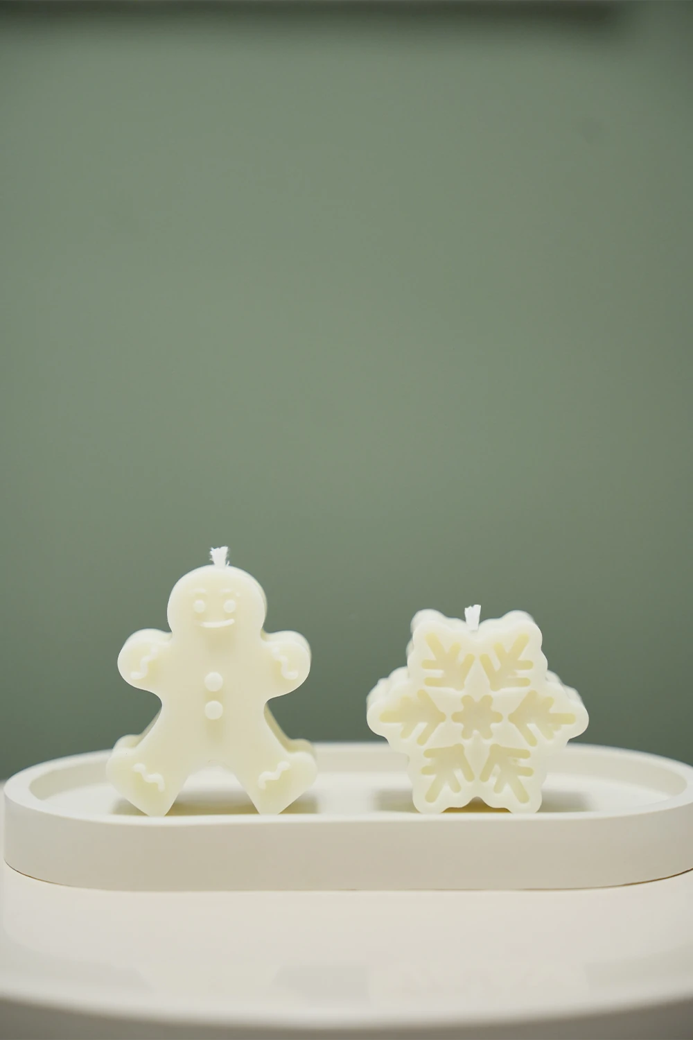 Amber Kokulu Cookie & Kar Tanesi Mum Seti 2'li – Oval Tabaklı