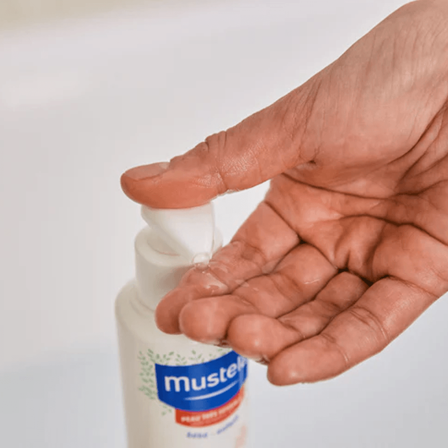 Mustela Soothing Hassas Ciltler için Bebek Şampuanı 300ml- Rahatlatıcı Şampuan