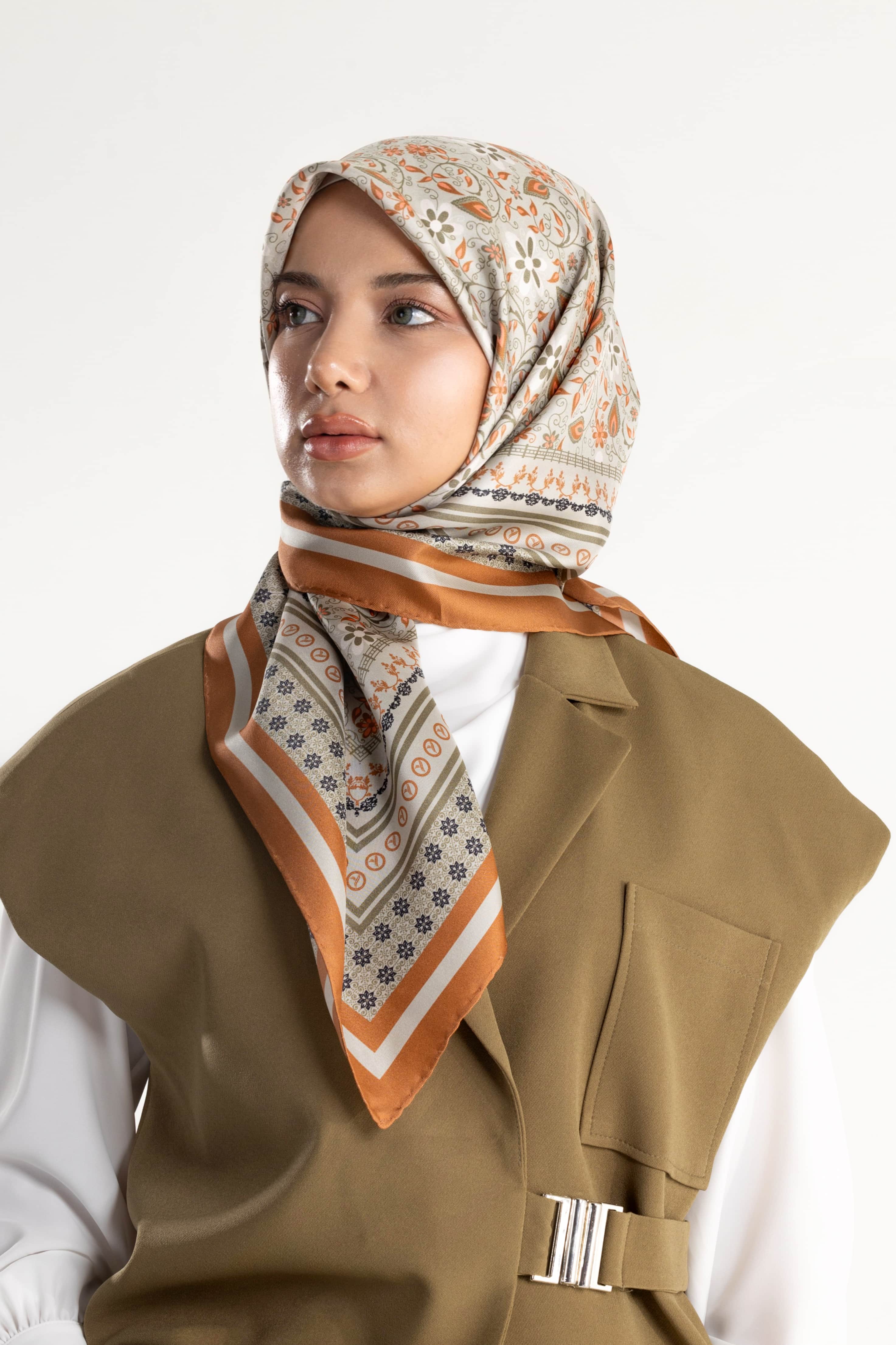 Savura Desen Twill İpek Eşarp