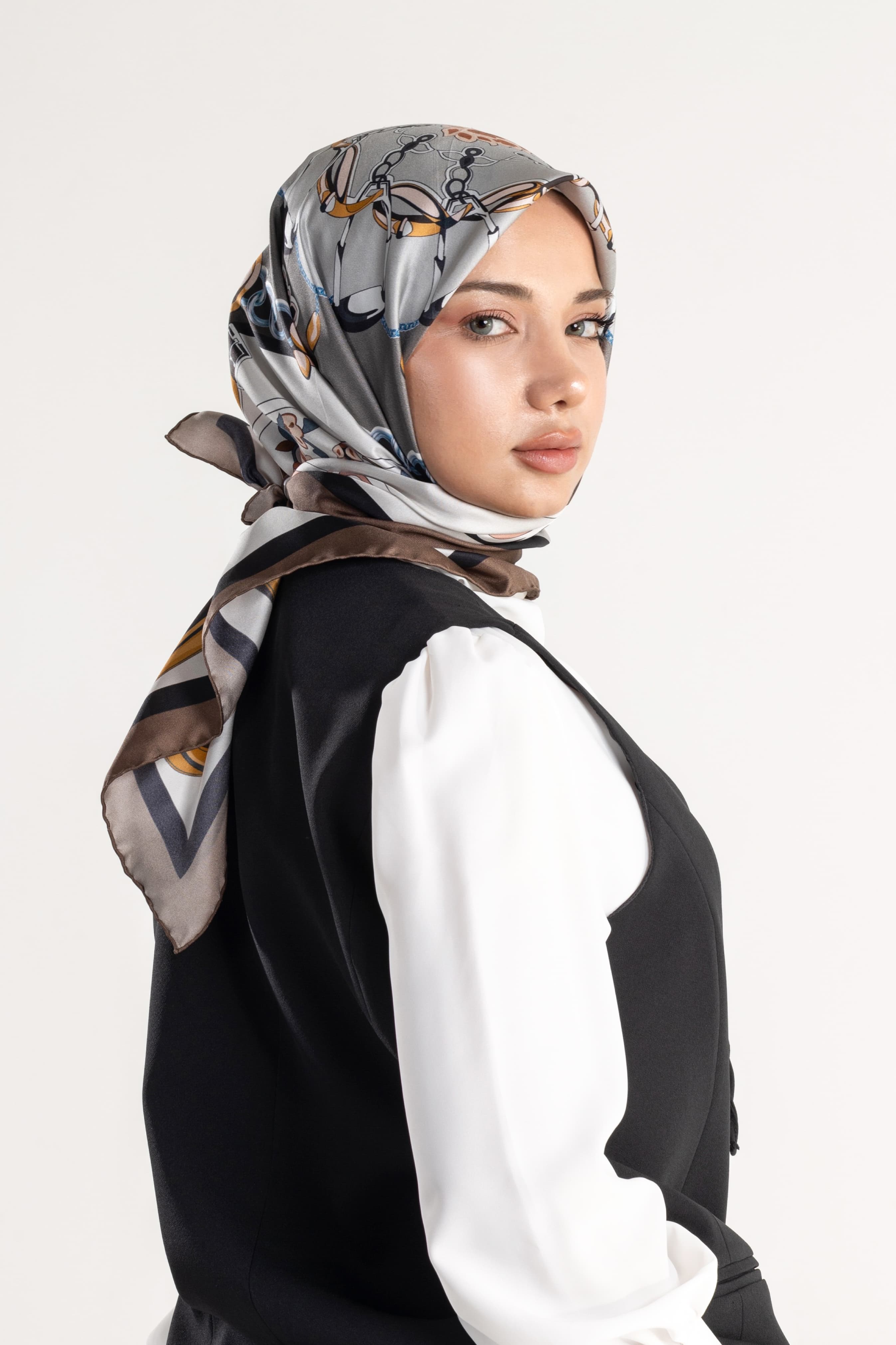 Velora Desen Twill İpek Eşarp
