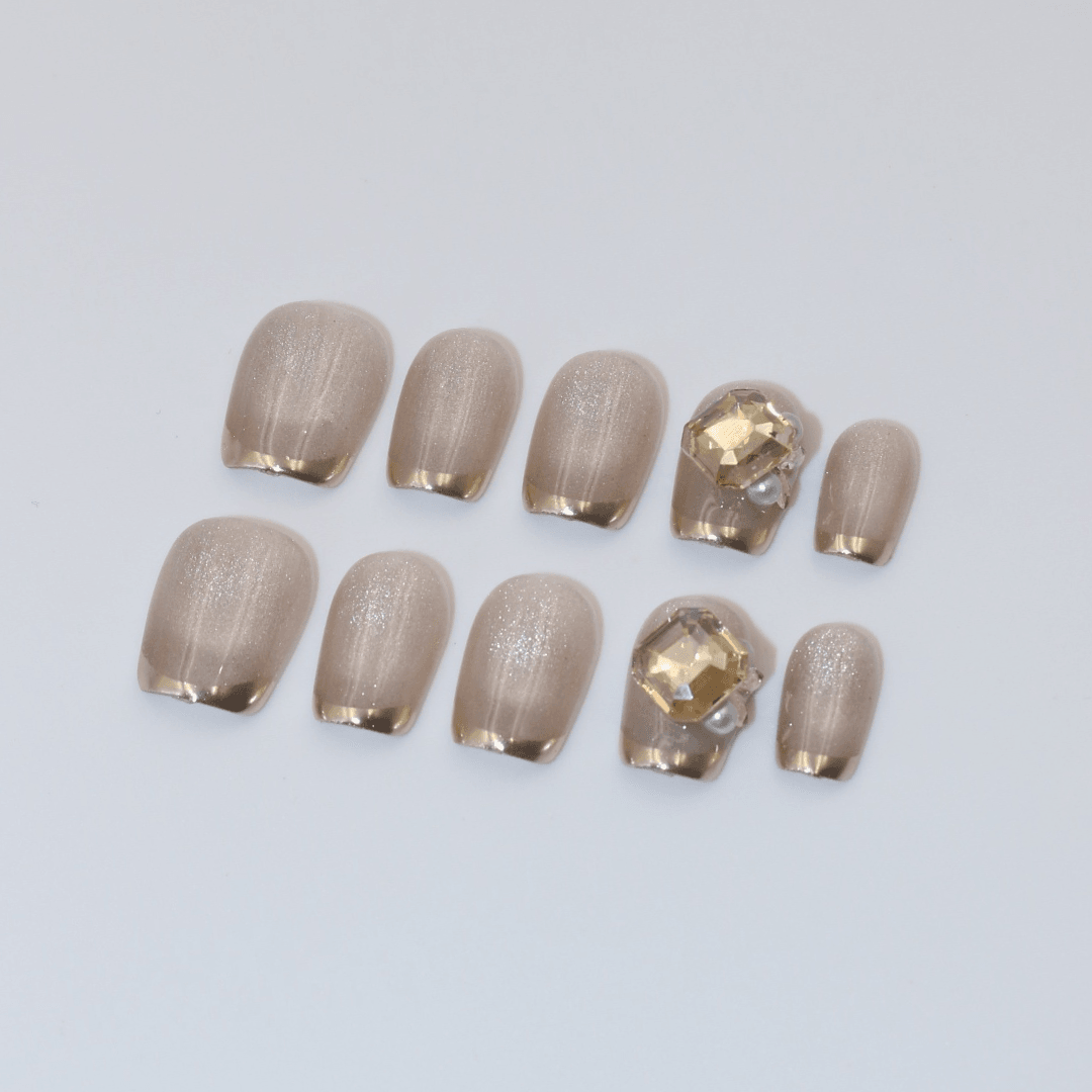 Golden Crown Takma Tırnak Seti & Aksesuarı