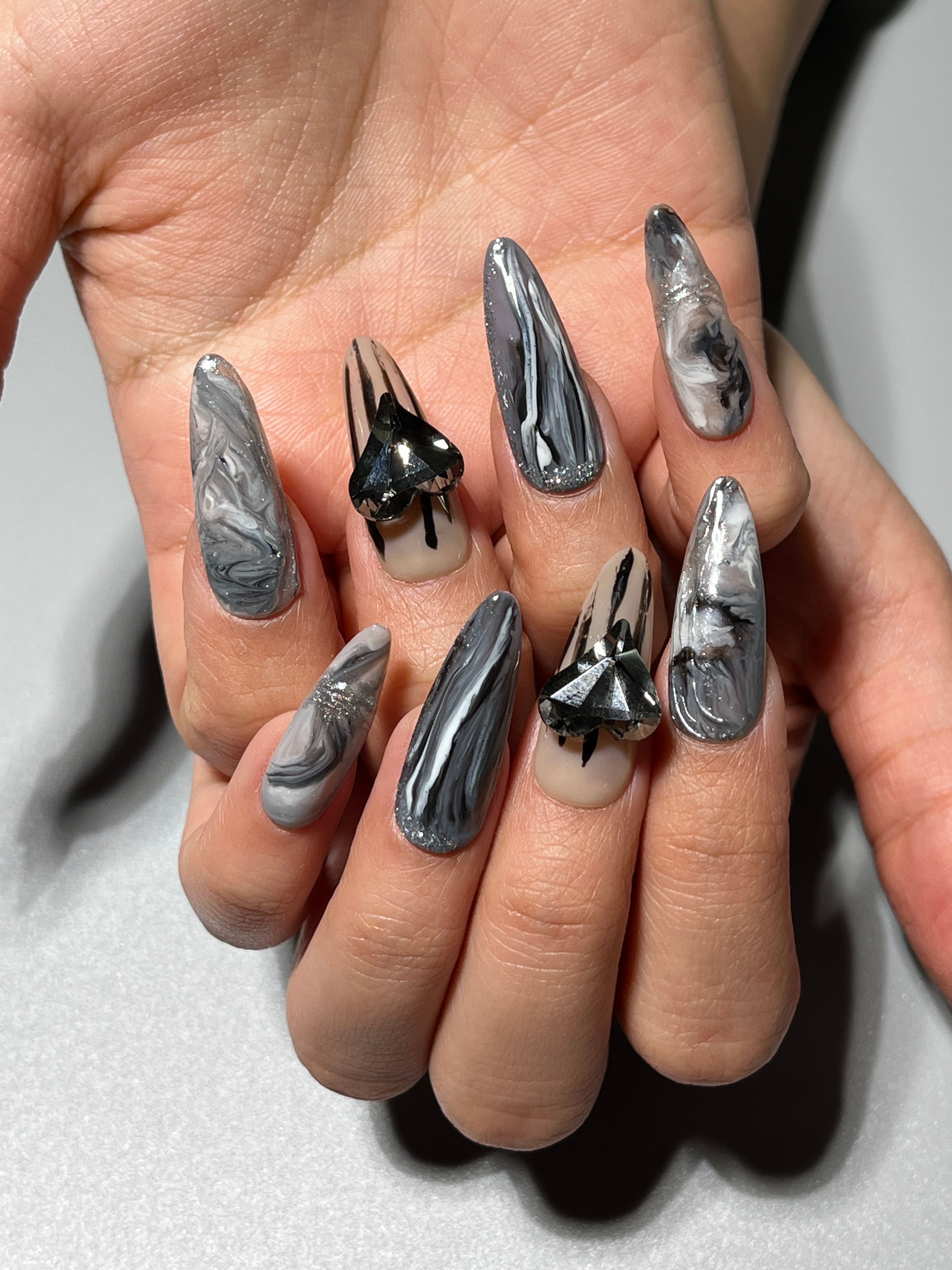Dark Marble Takma Tırnak