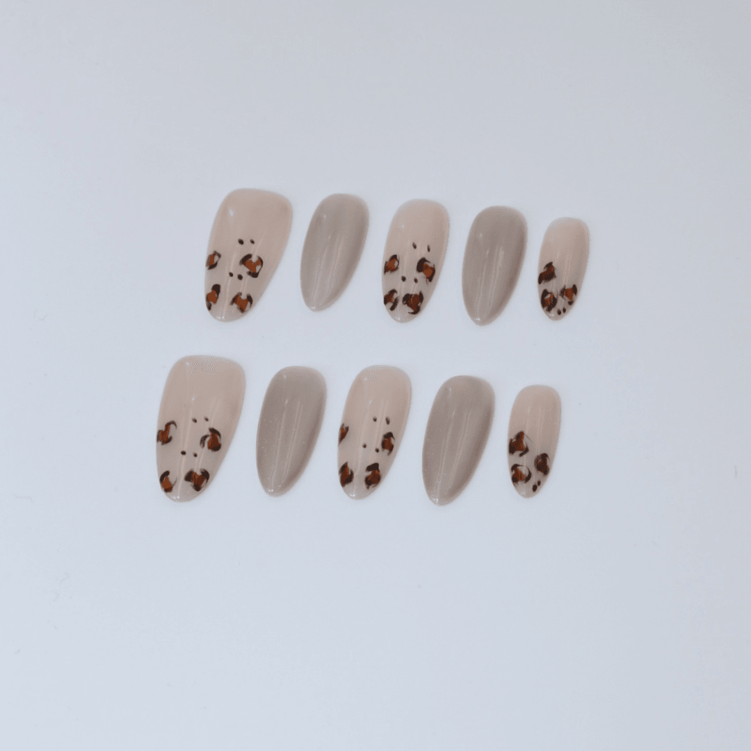 A80 Nude Leoparlı Takma Tırnak