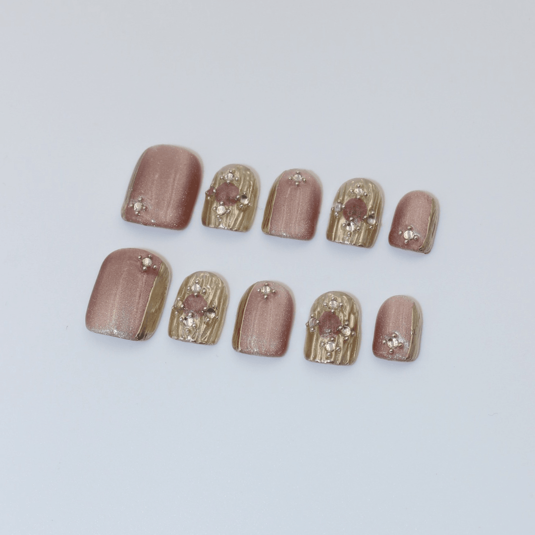 Gilded Sparkle Takma Tırnak Seti & Aksesuarı