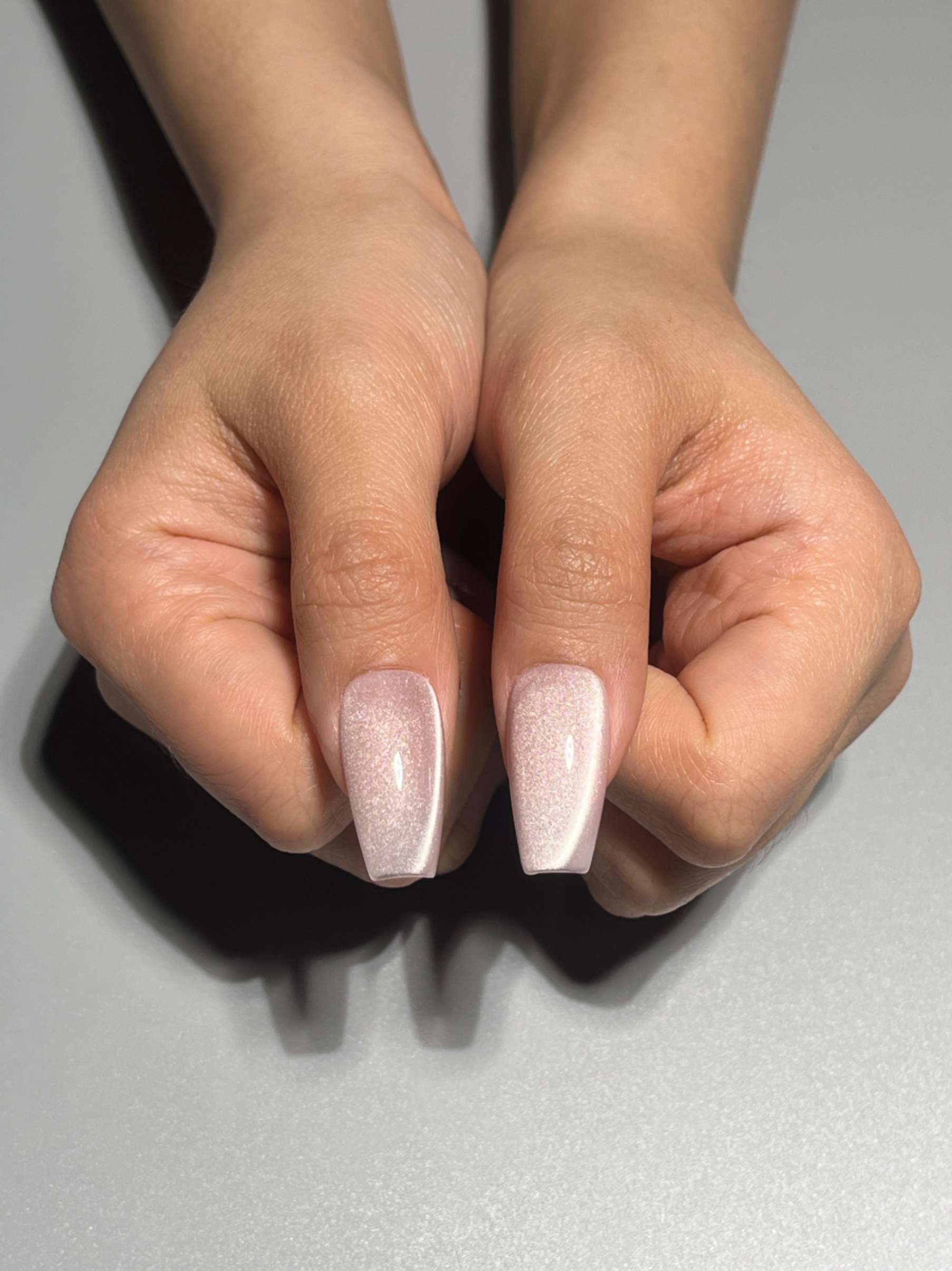 Z015 Pembe Kedi Gözü Çiçekli Takma Tırnak