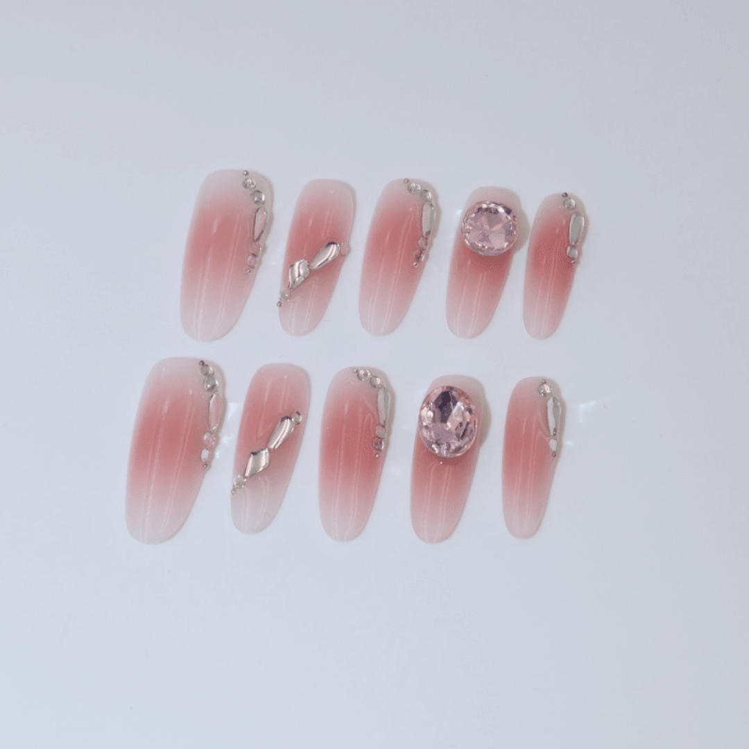150102 Nude Ombre Taşlı Takma Tırnak