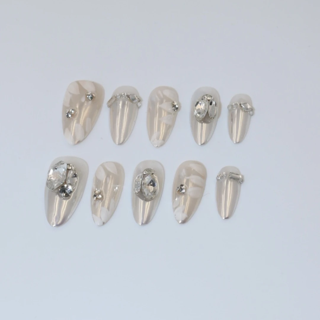 Metallic Bloom Takma Tırnak Seti & Aksesuarı