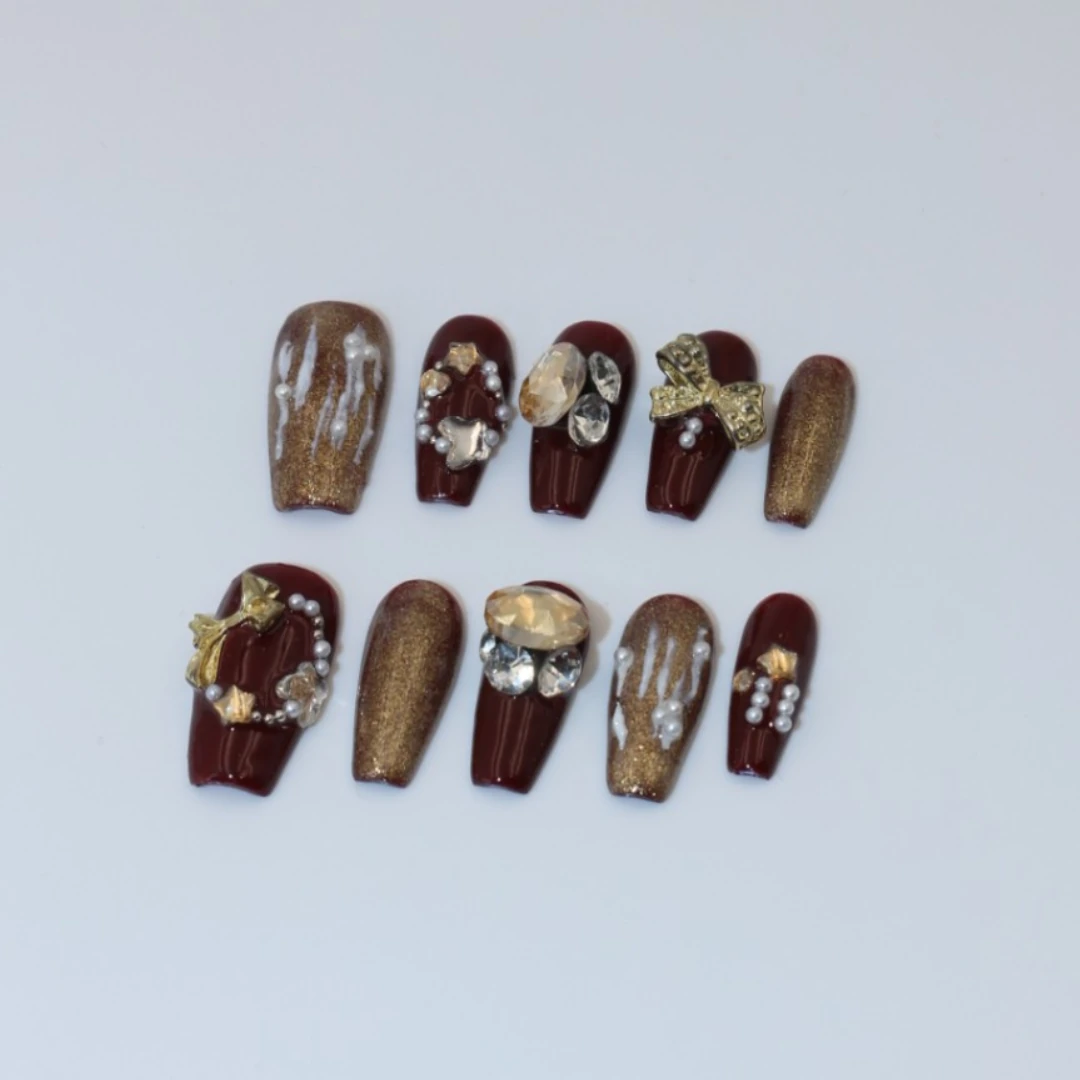 Crimson Glam Takma Tırnak Seti & Aksesuarı