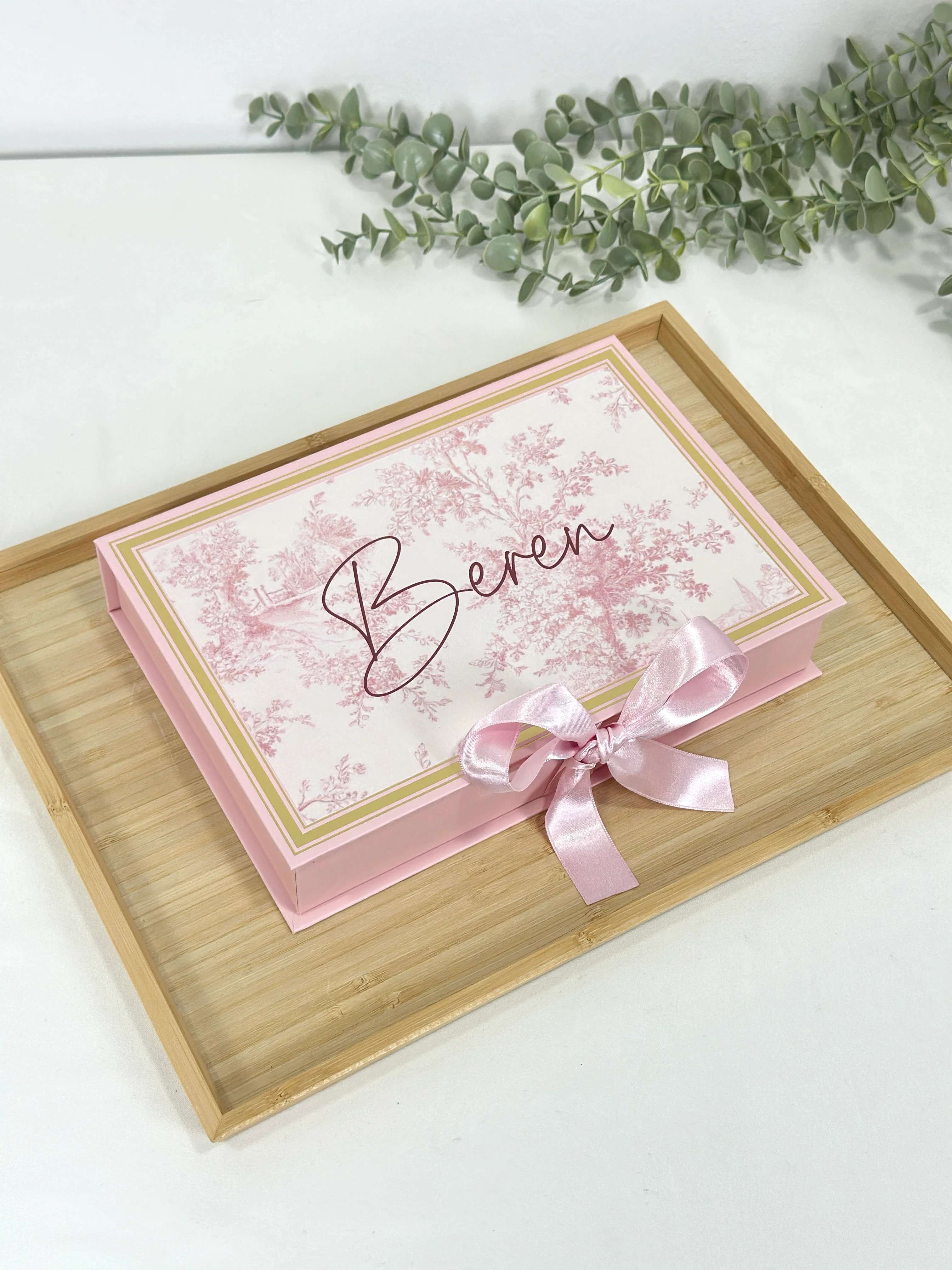 Dikdörtgen Kutuda Bebek Çikolatası