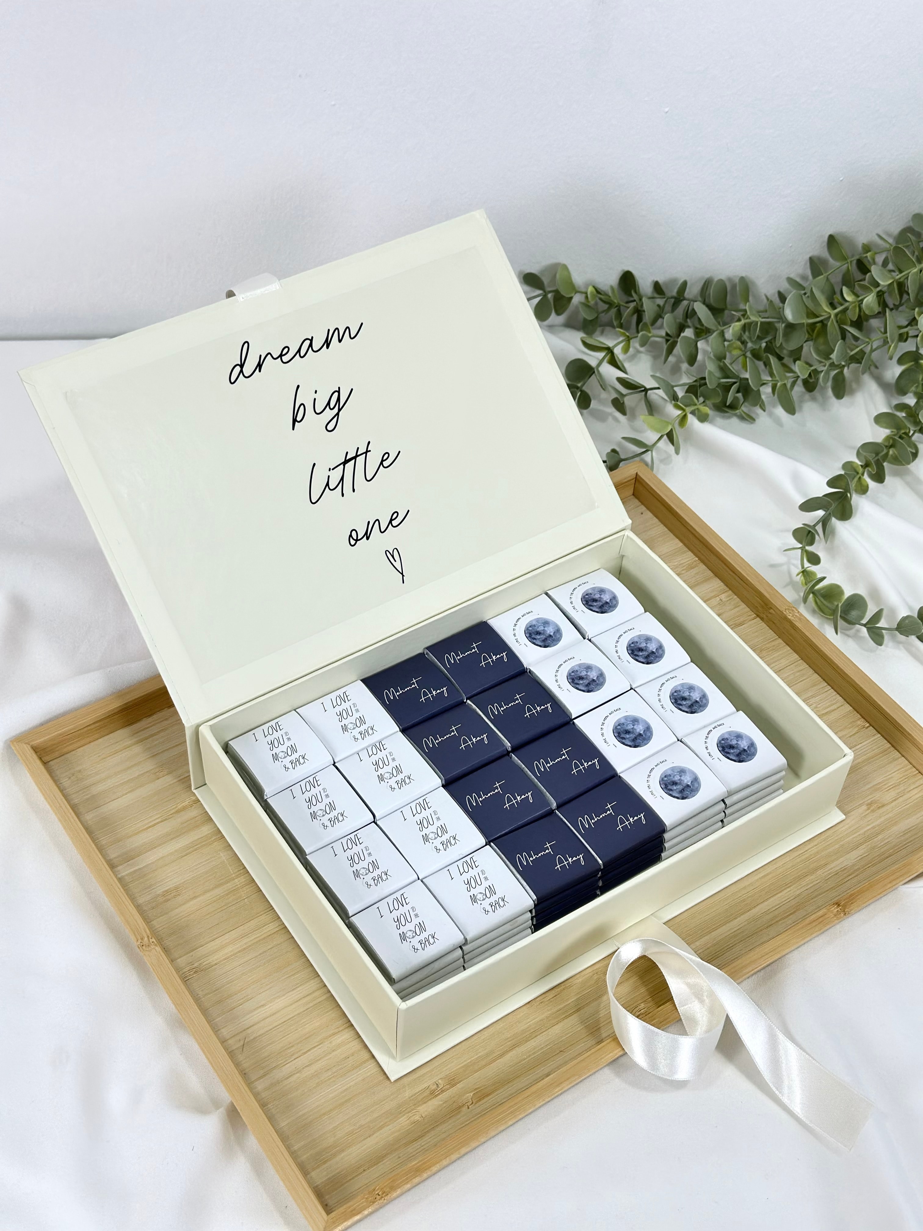 Dikdörtgen Kutuda Bebek Çikolatası