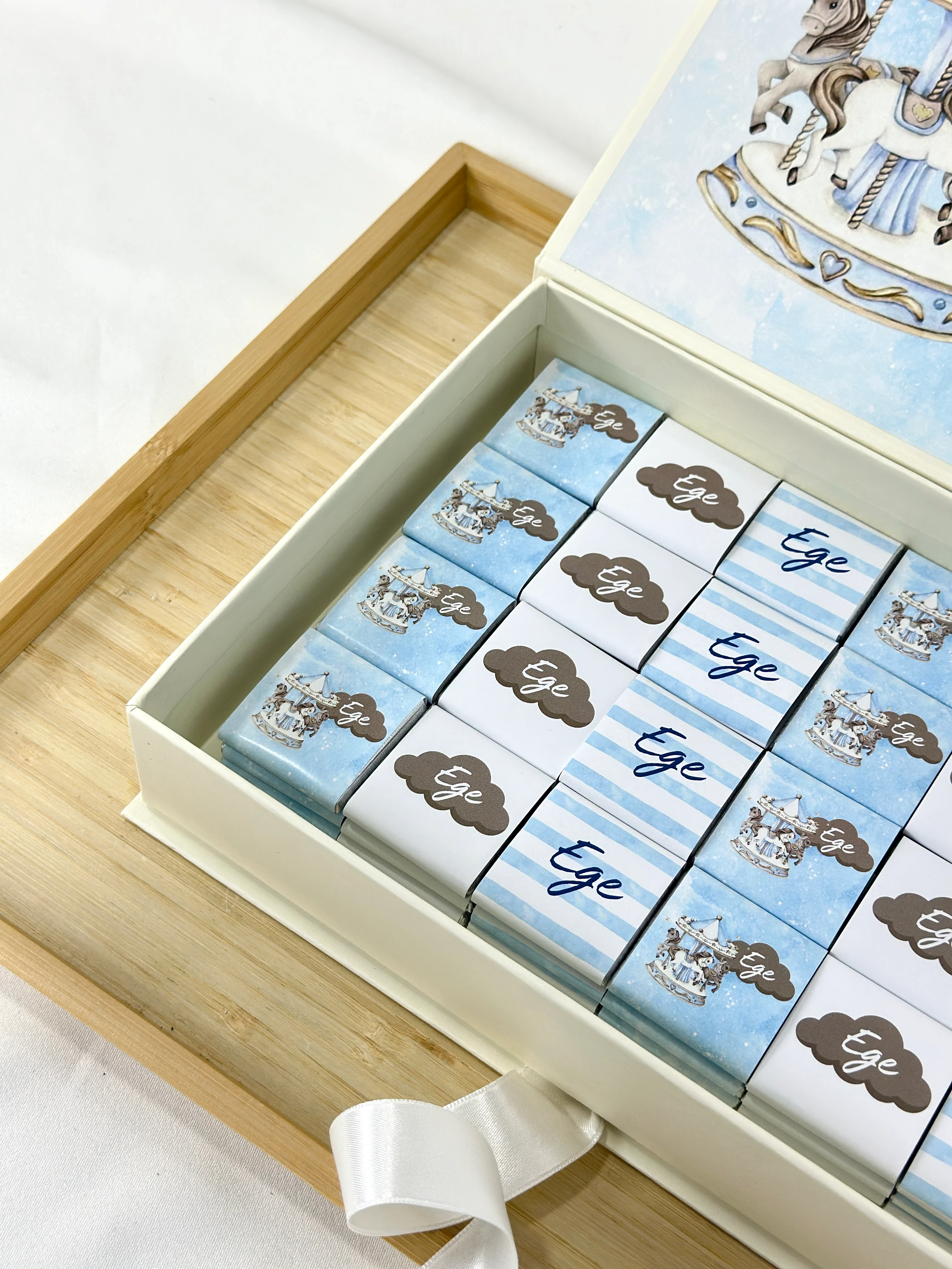 Dikdörtgen Kutuda Bebek Çikolatası