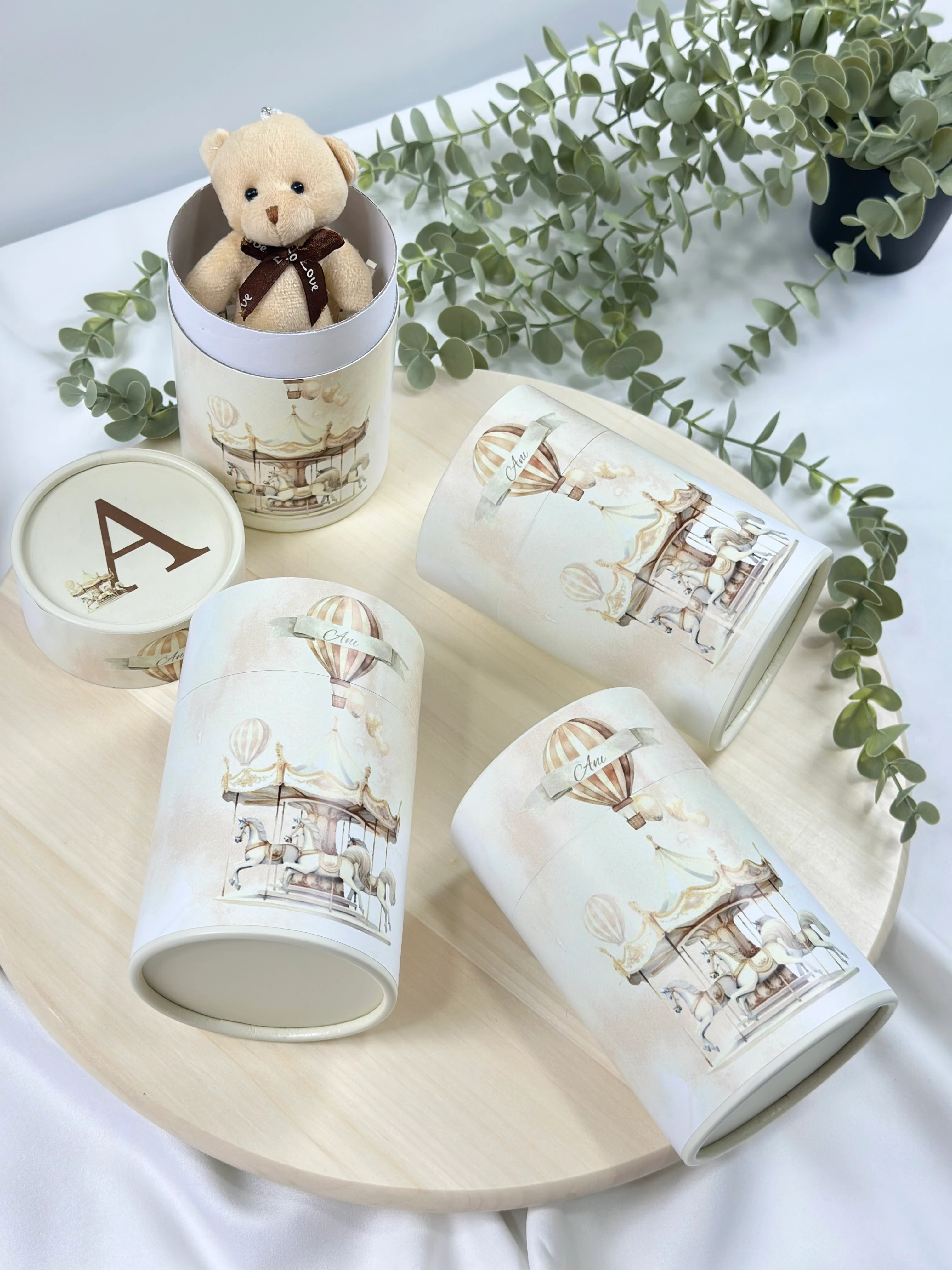 Silindir Kutu Hediyelik Atlı Karınca Temalı 