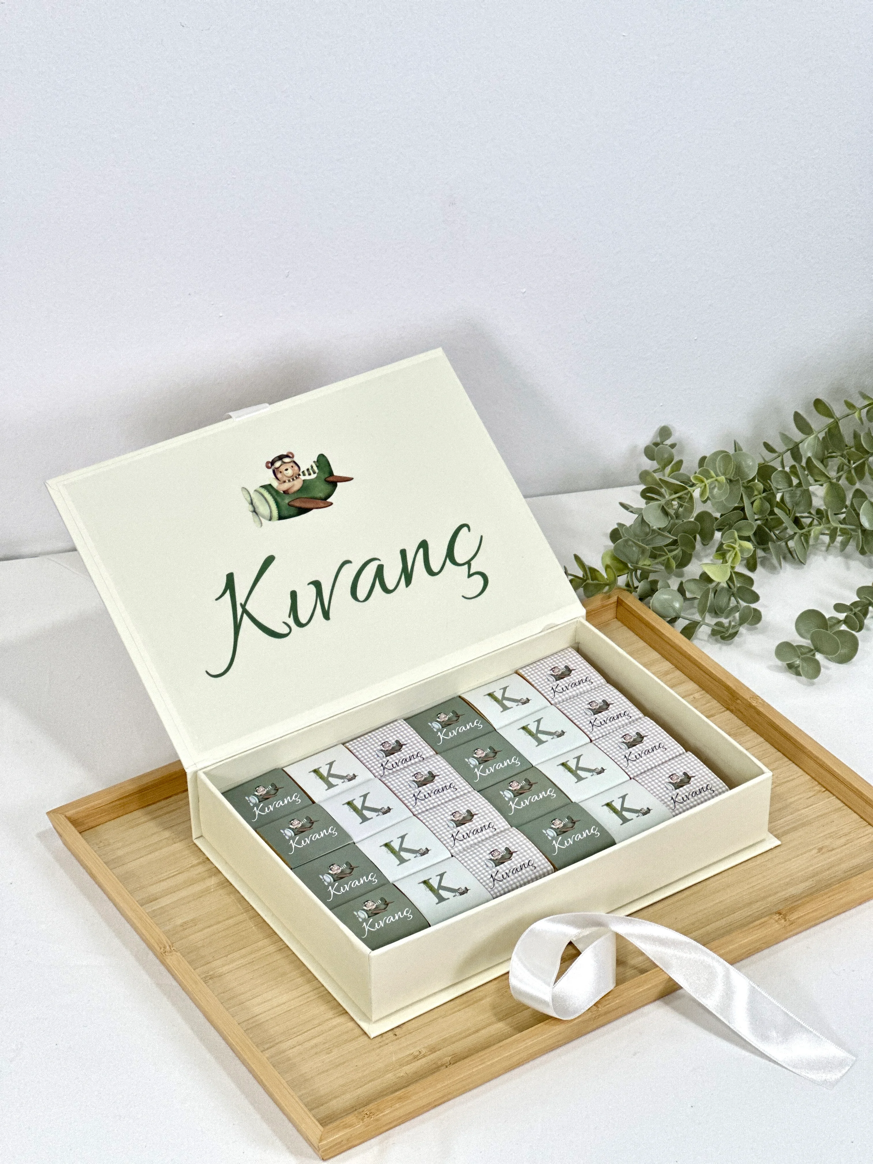 Dikdörtgen Kutuda Bebek Çikolatası