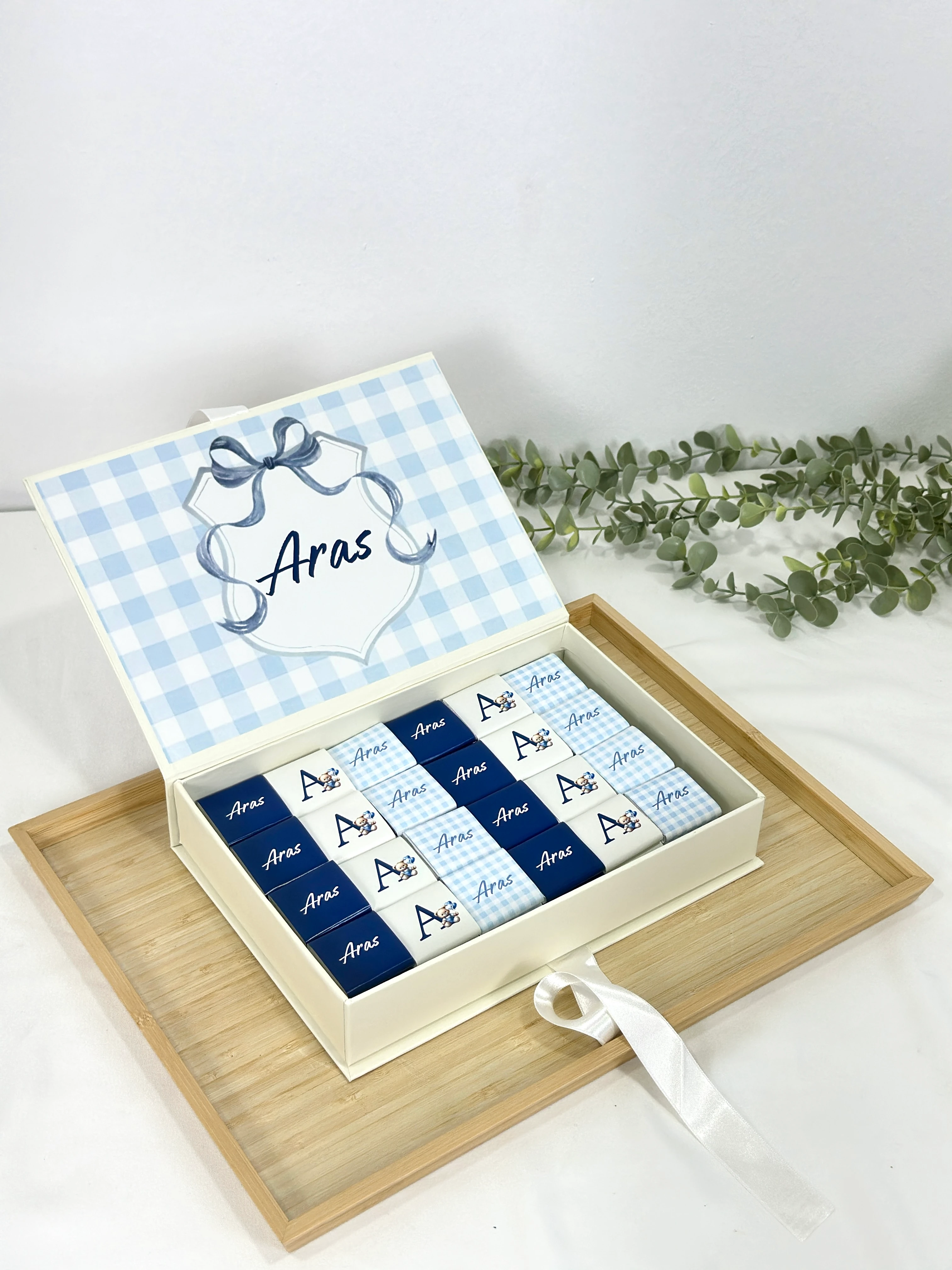 Dikdörtgen Kutuda Bebek Çikolatası