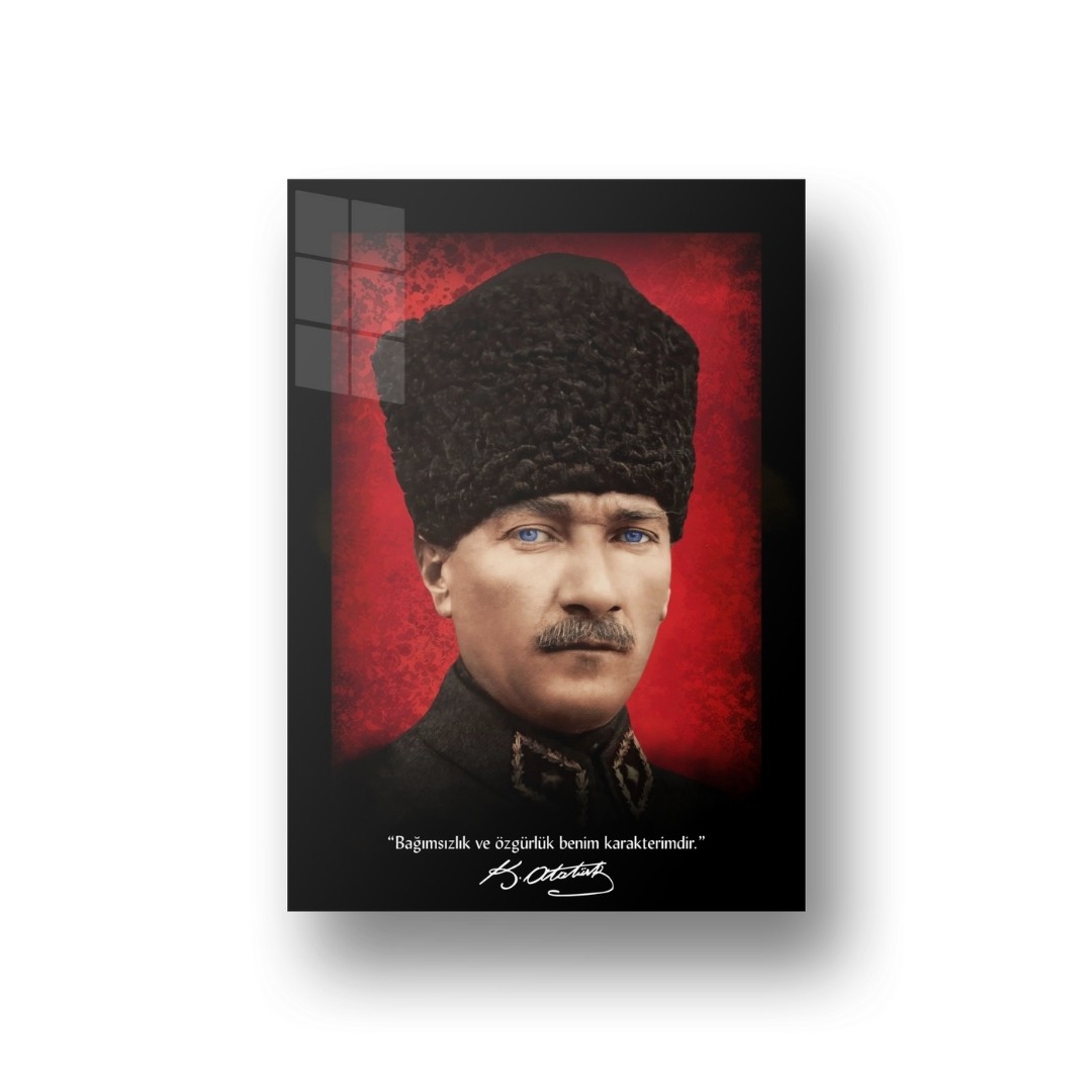 Atatürk “Bağımsızlık ve Özgürlük” Sözlü Kırmızı Fon Cam Tablo