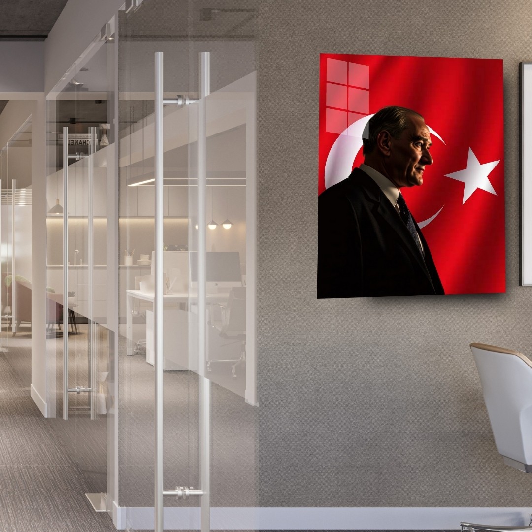 Atatürk ve Türk Bayrağı Cam Tablo – Modern Portre