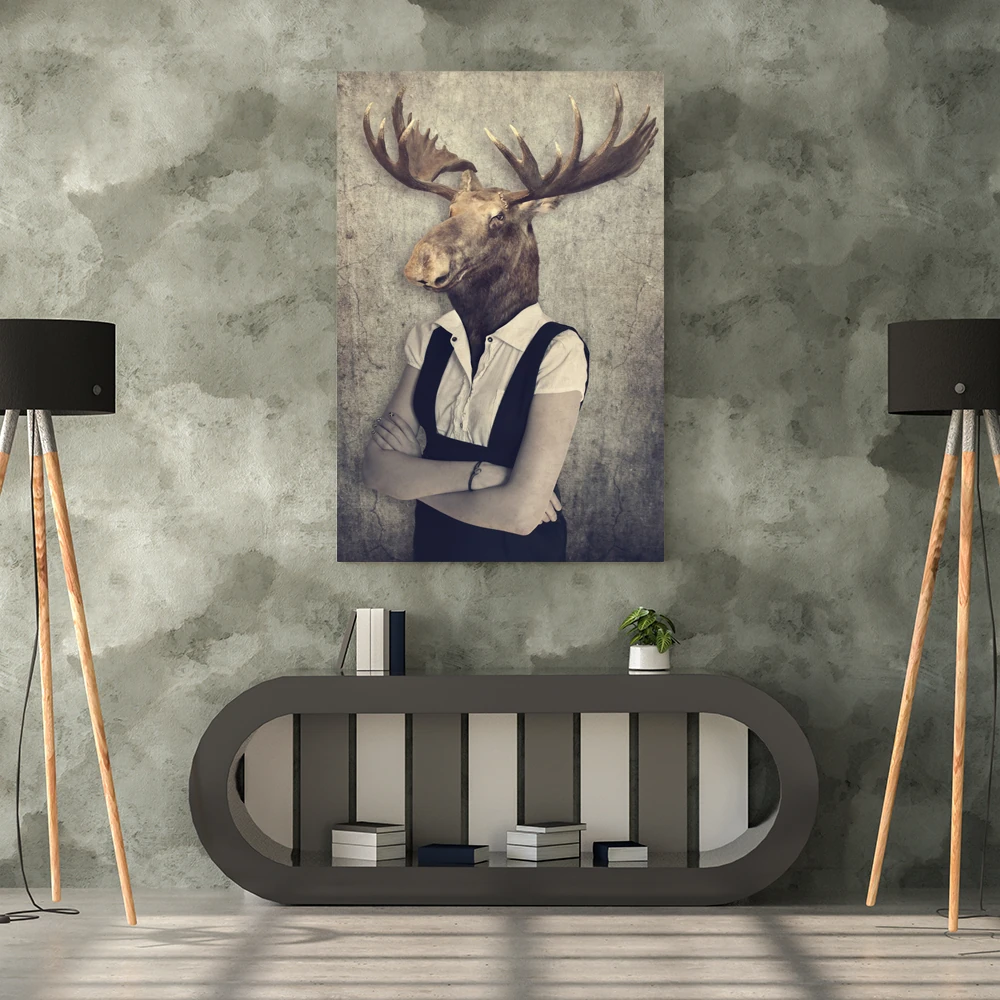 Kostümlü Geyik Modern Duvar Tablosu