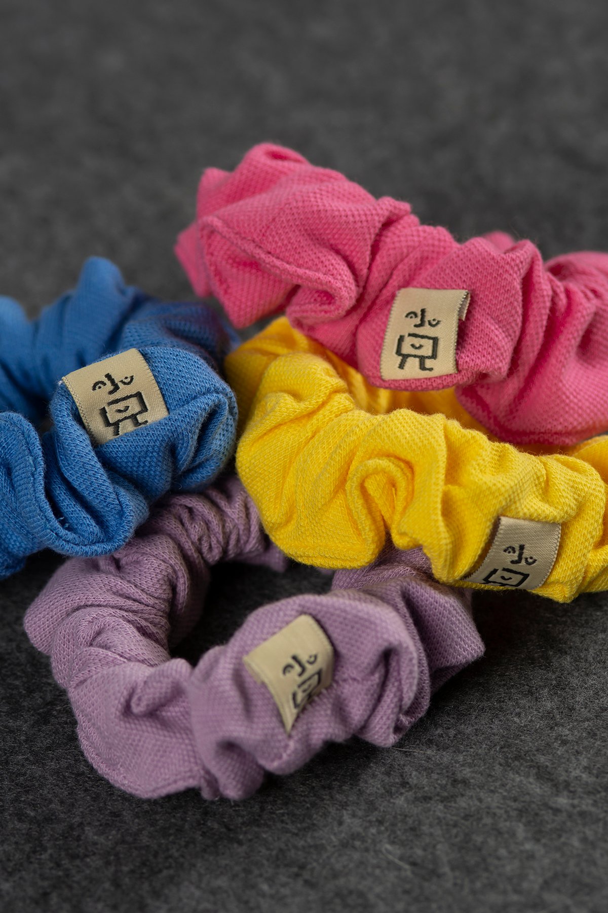Pembe - Yellow Scrunchies
