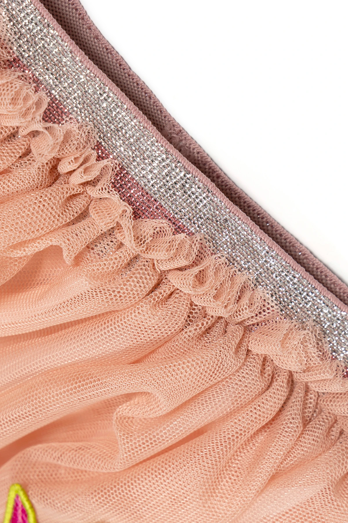 Hey J'oyster Crop T-Shirt ve Pinky Smiles Tül Etek