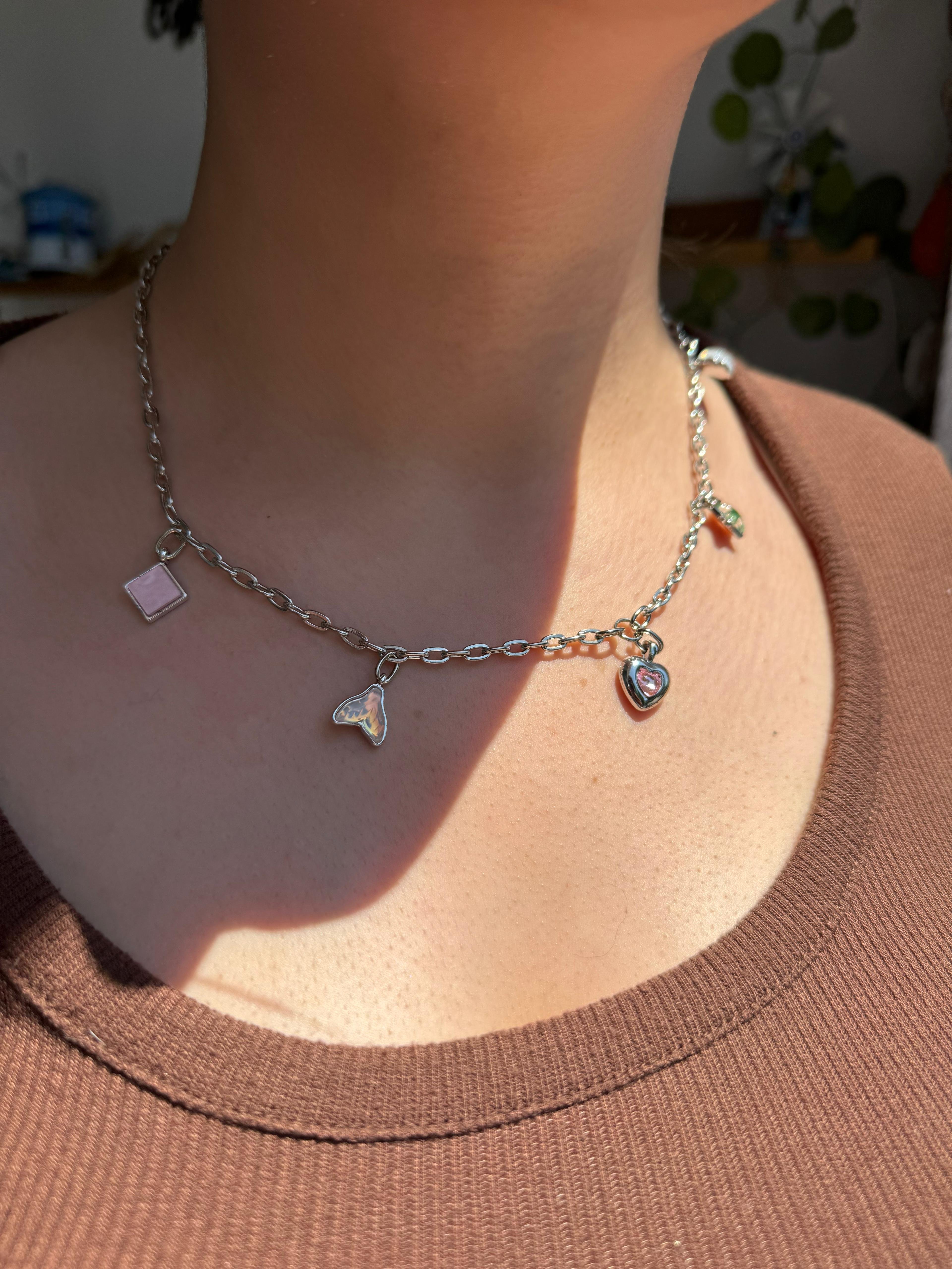 Charm Modelli Kolye