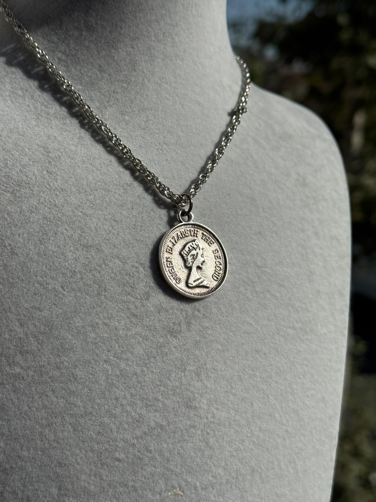 Royal Coin Kolye