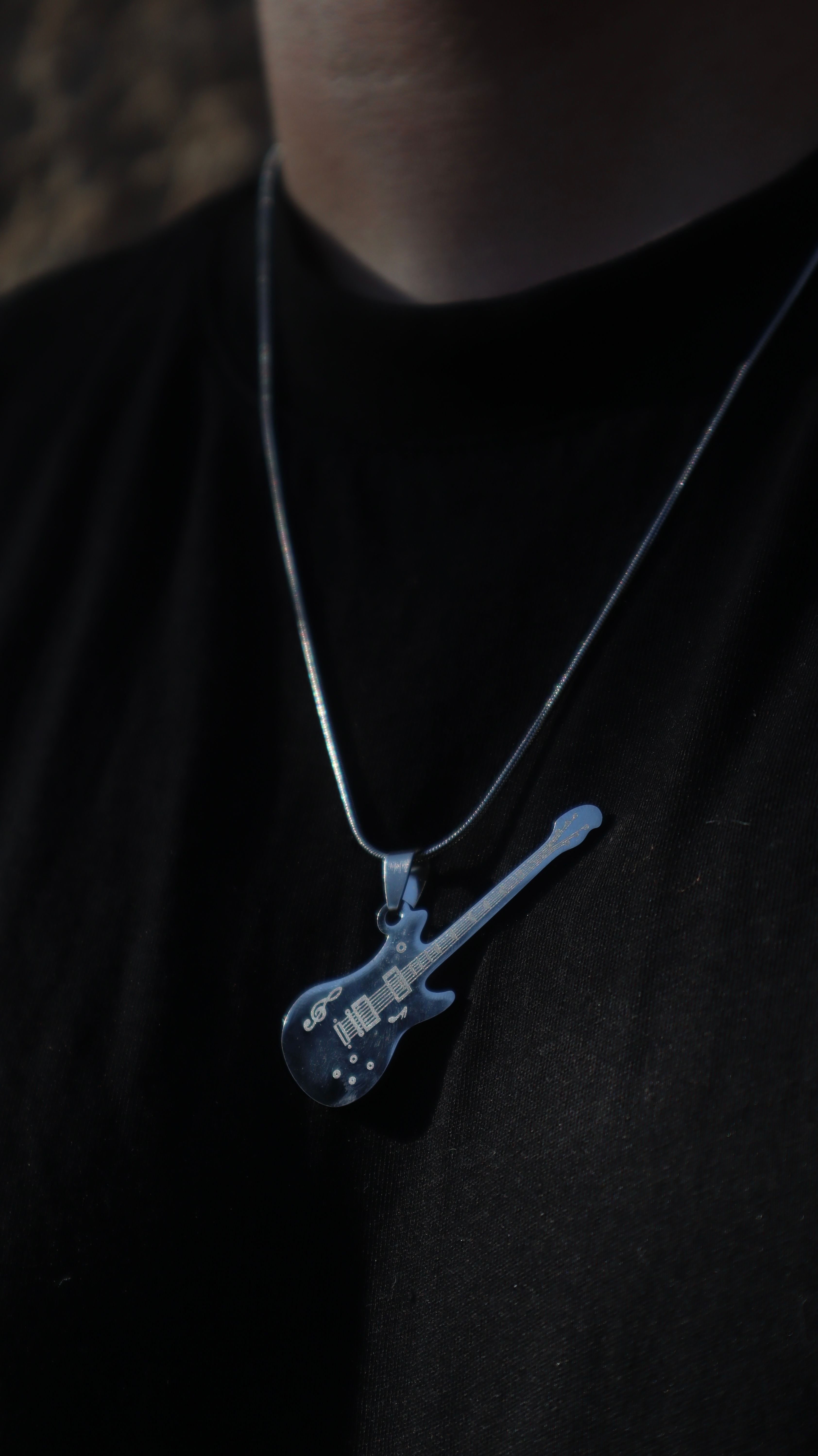 315L Çelik Gitar Kolye