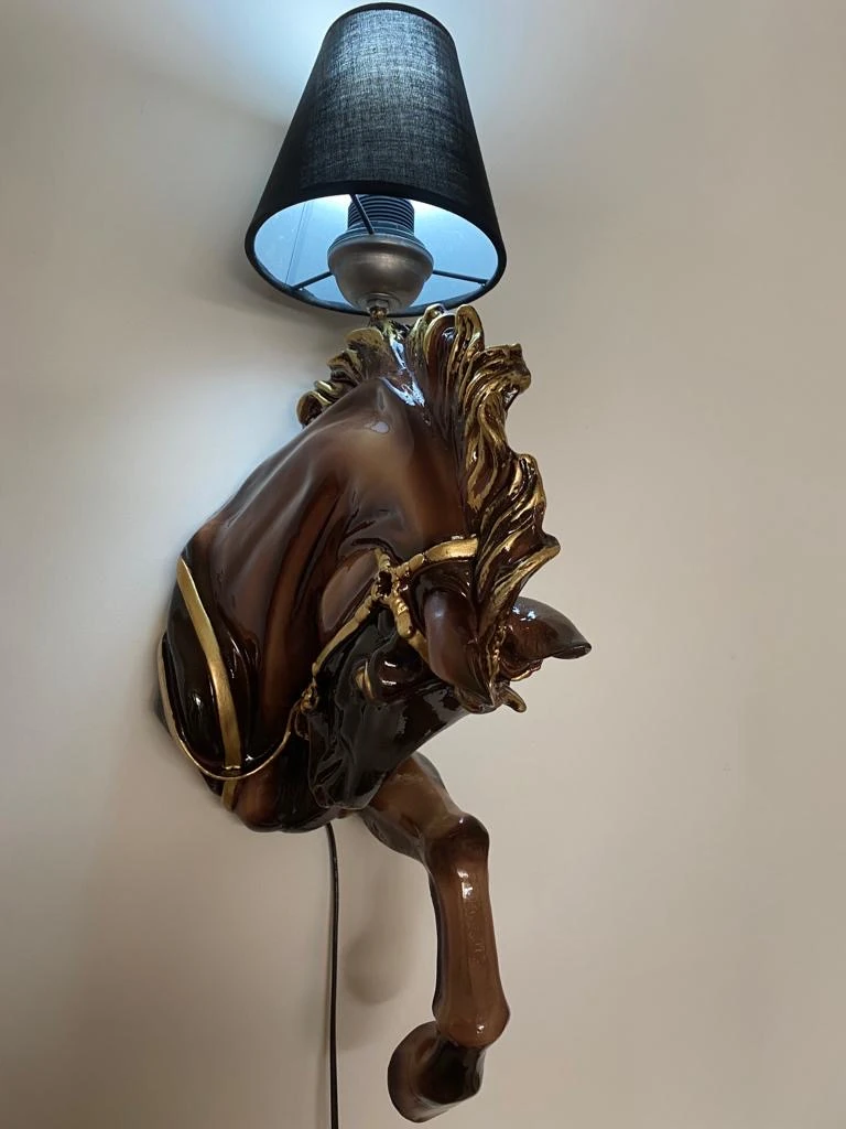 Cr Organizasyon Design - HORSE ayaklı Heykel Lambader