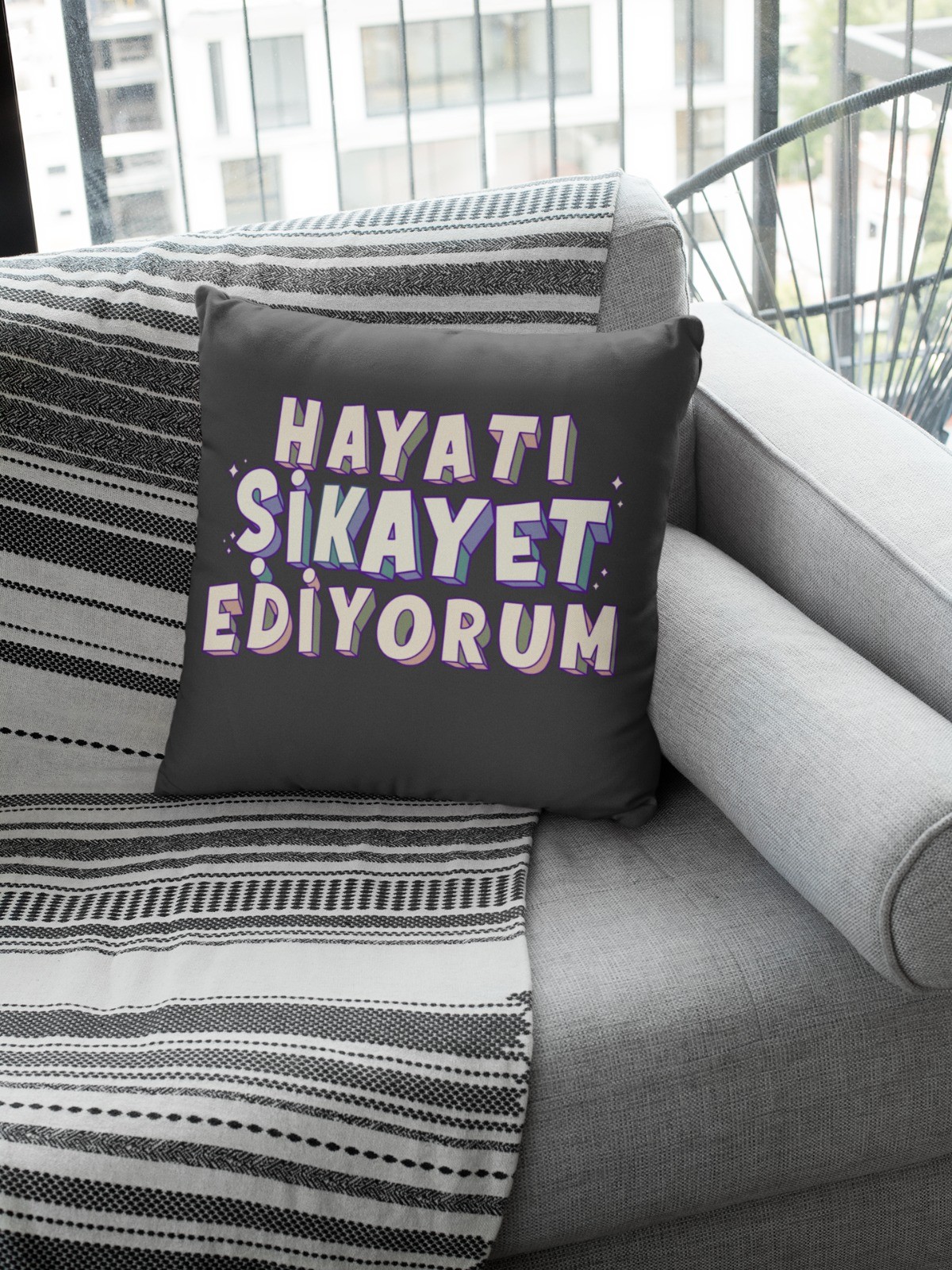Hayatı Şikayet Ediyorum (Kare Yastık)
