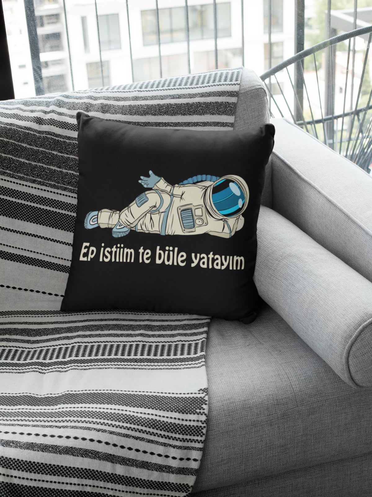 Ep istiim te büle yatayım (Kare Yastık)