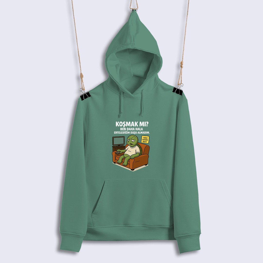 Koşmak Mı Ben Daha Hala Ertelediğim Duşu Alamadım (Sweat)