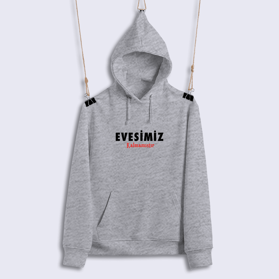 Evesimiz Kalmamıştır (Sweat)