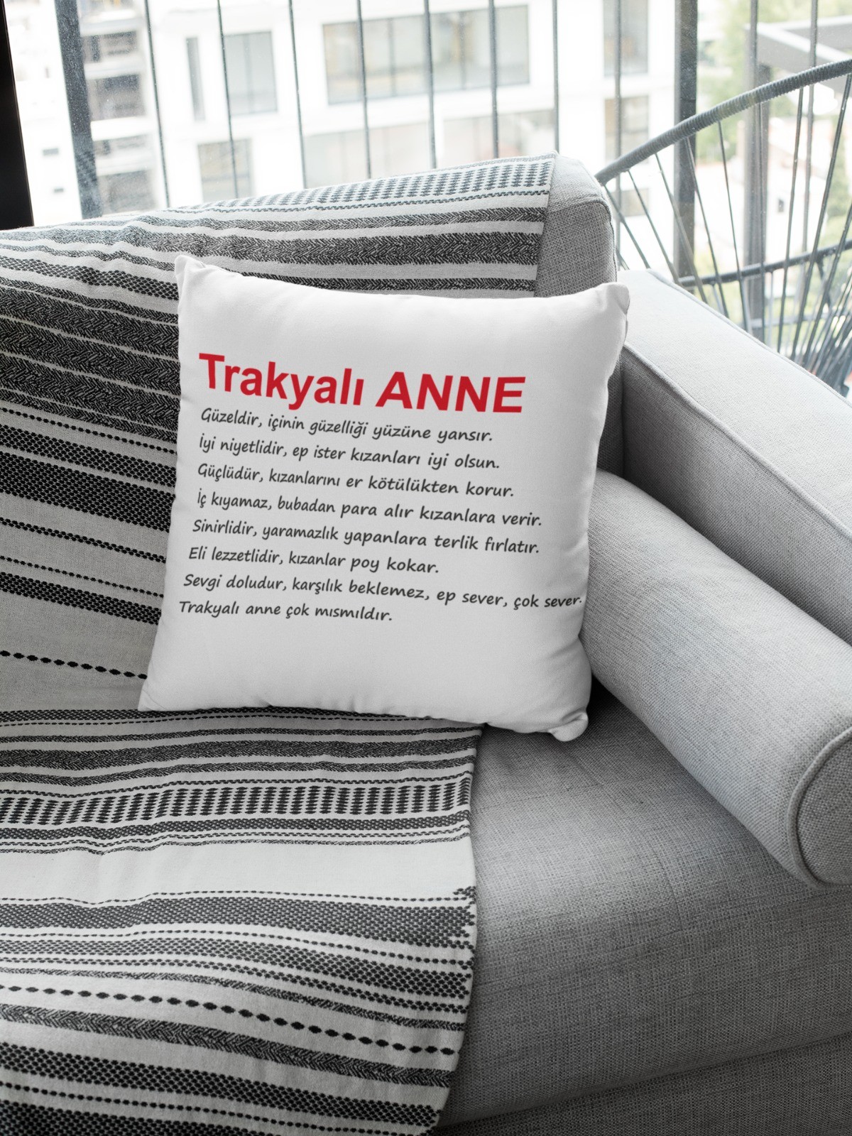Trakyalı ANNE (Kare Yastık)