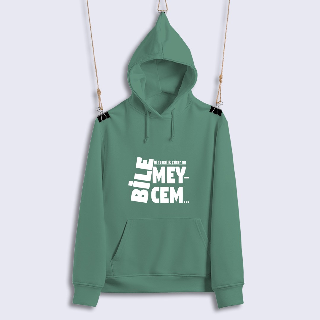 Bilemeycem Bi Fenalık Çıkar Mı (Sweat)