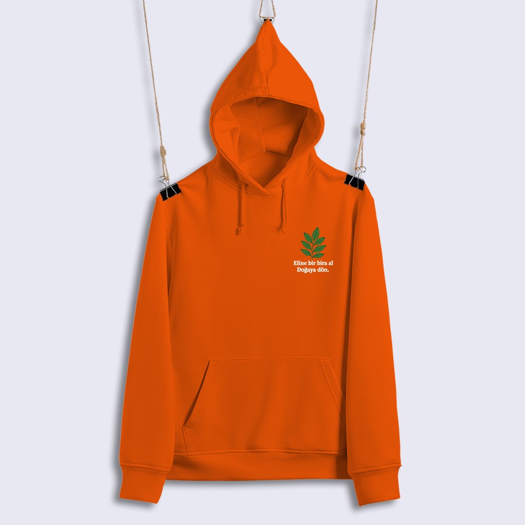 Eline Bir Bira Al Doğaya Dön (Sweat)