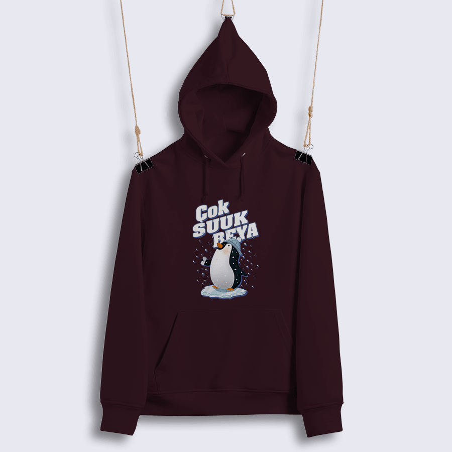 24) Çok Suuk Beya Penguen (Sweat)