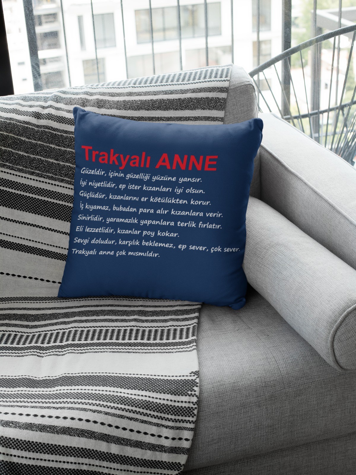 Trakyalı ANNE (Kare Yastık)
