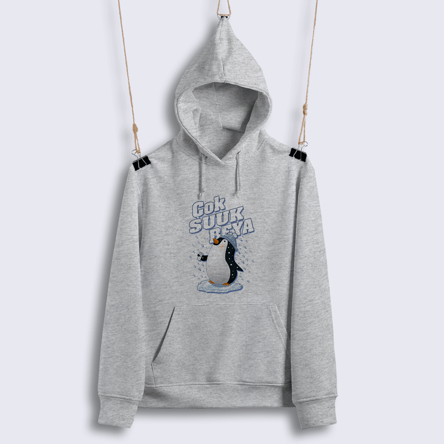 24) Çok Suuk Beya Penguen (Sweat)