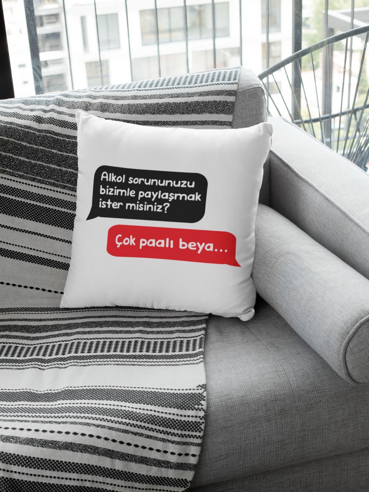 Çok Paalı Beya (Kare Yastık)