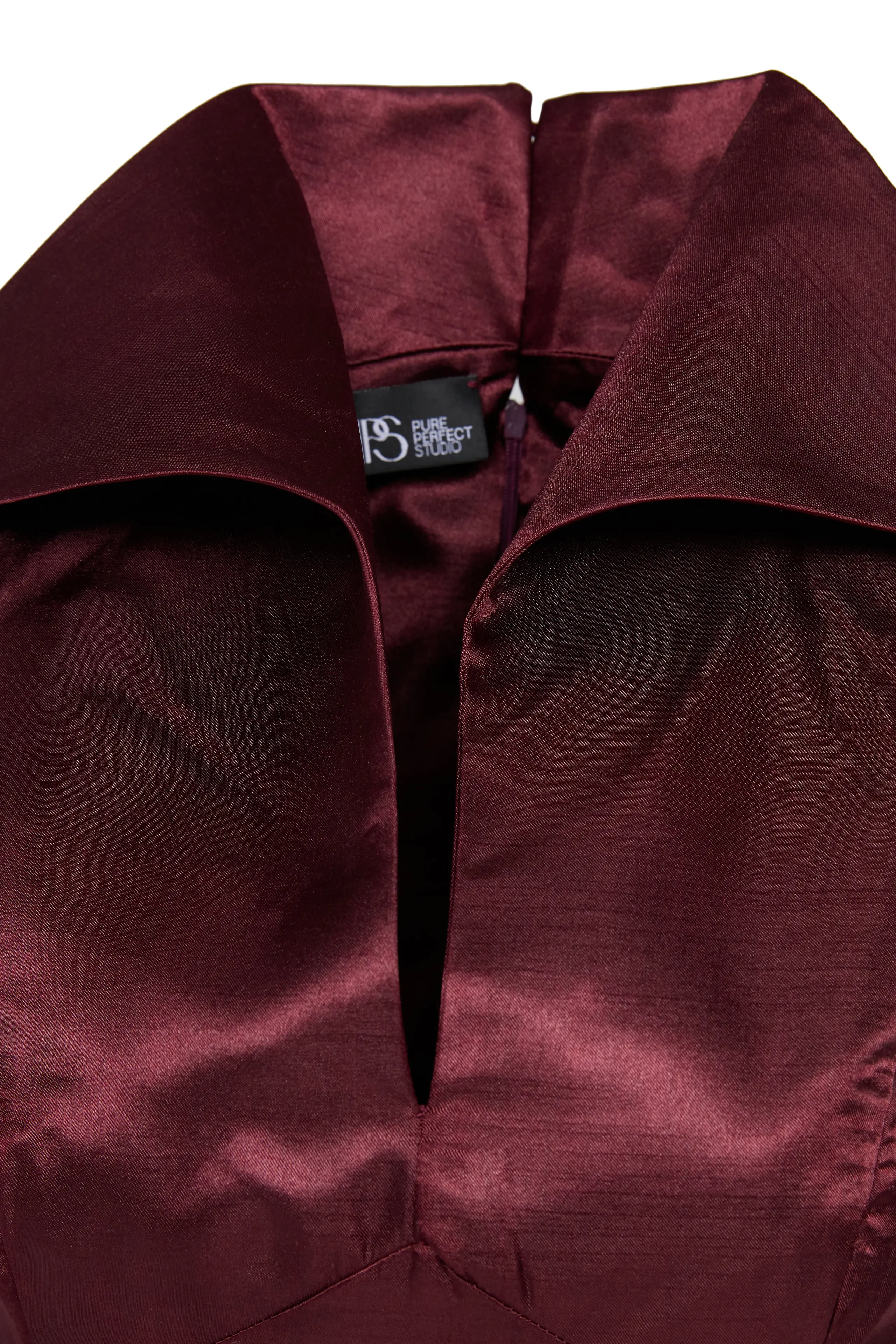 No39 Yaka Detaylı Bordo Elbise