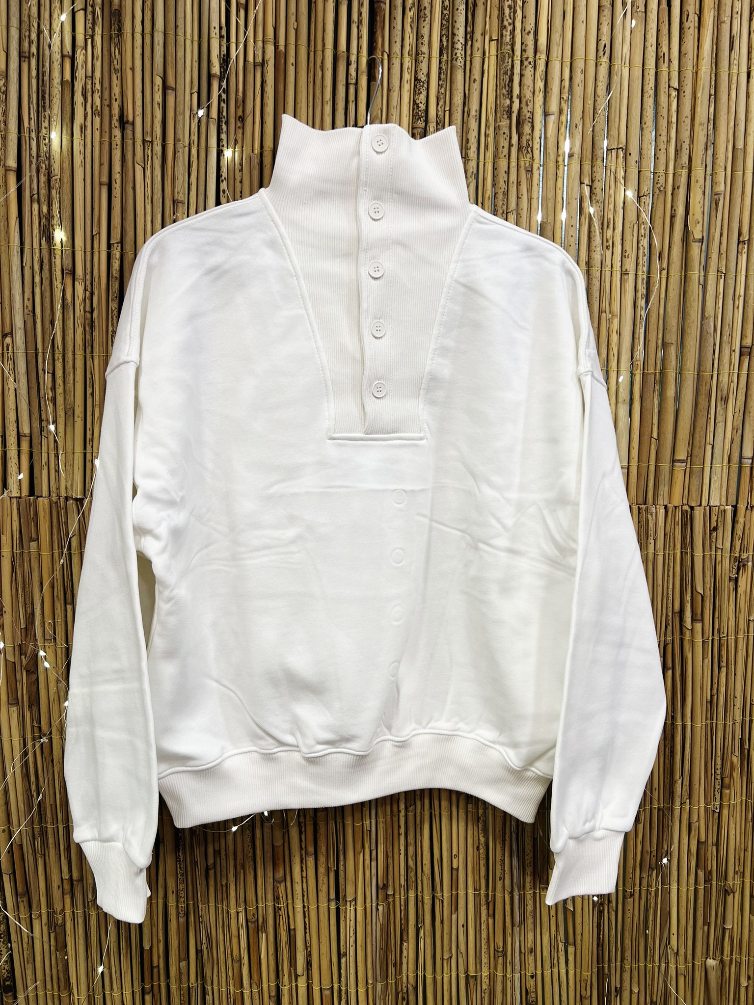 Beyaz Düğmeli İhracat Sweatshirt