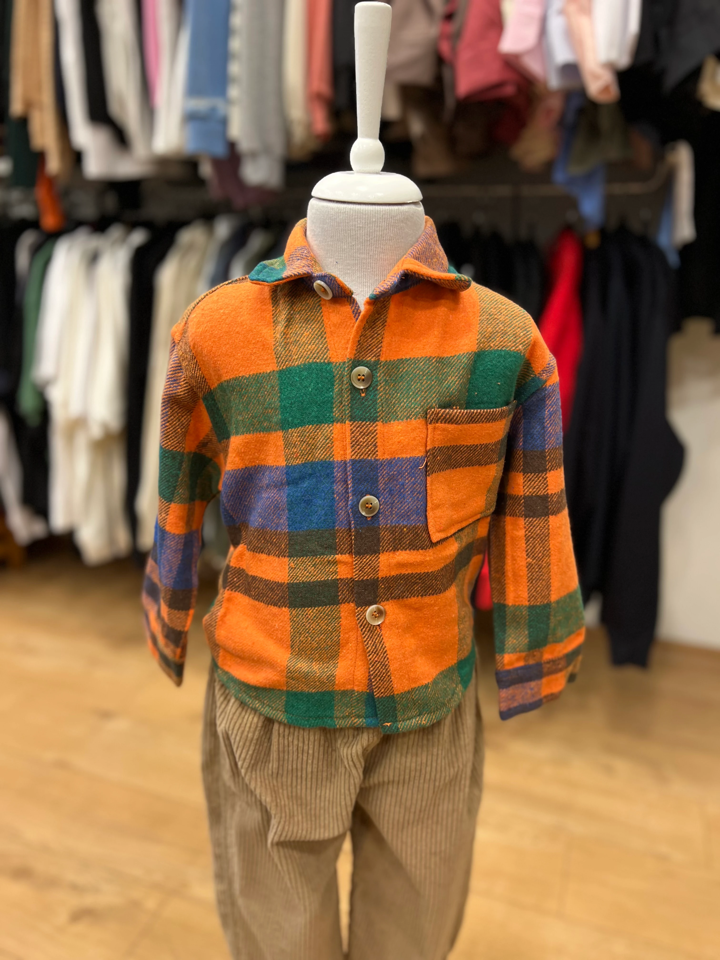 Turuncu Oduncu Gömlek