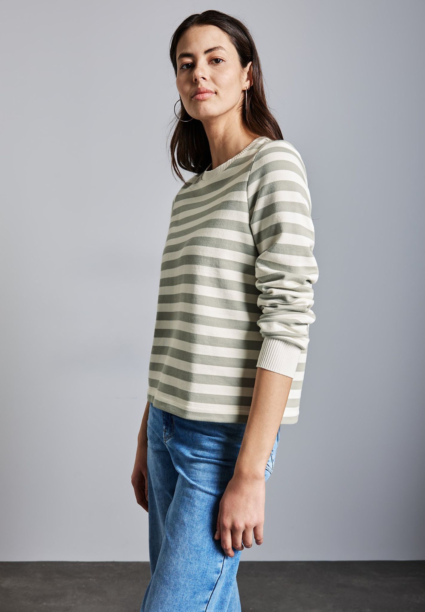 İhracat Çizgili Kadın Sweatshirt