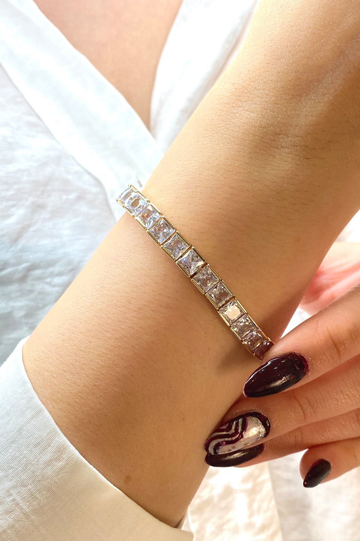 Kadın Çelik Bileklik Gold Zirkon Taşlı Suyolu Bileklik Özel Seri Sınırlı Üretim