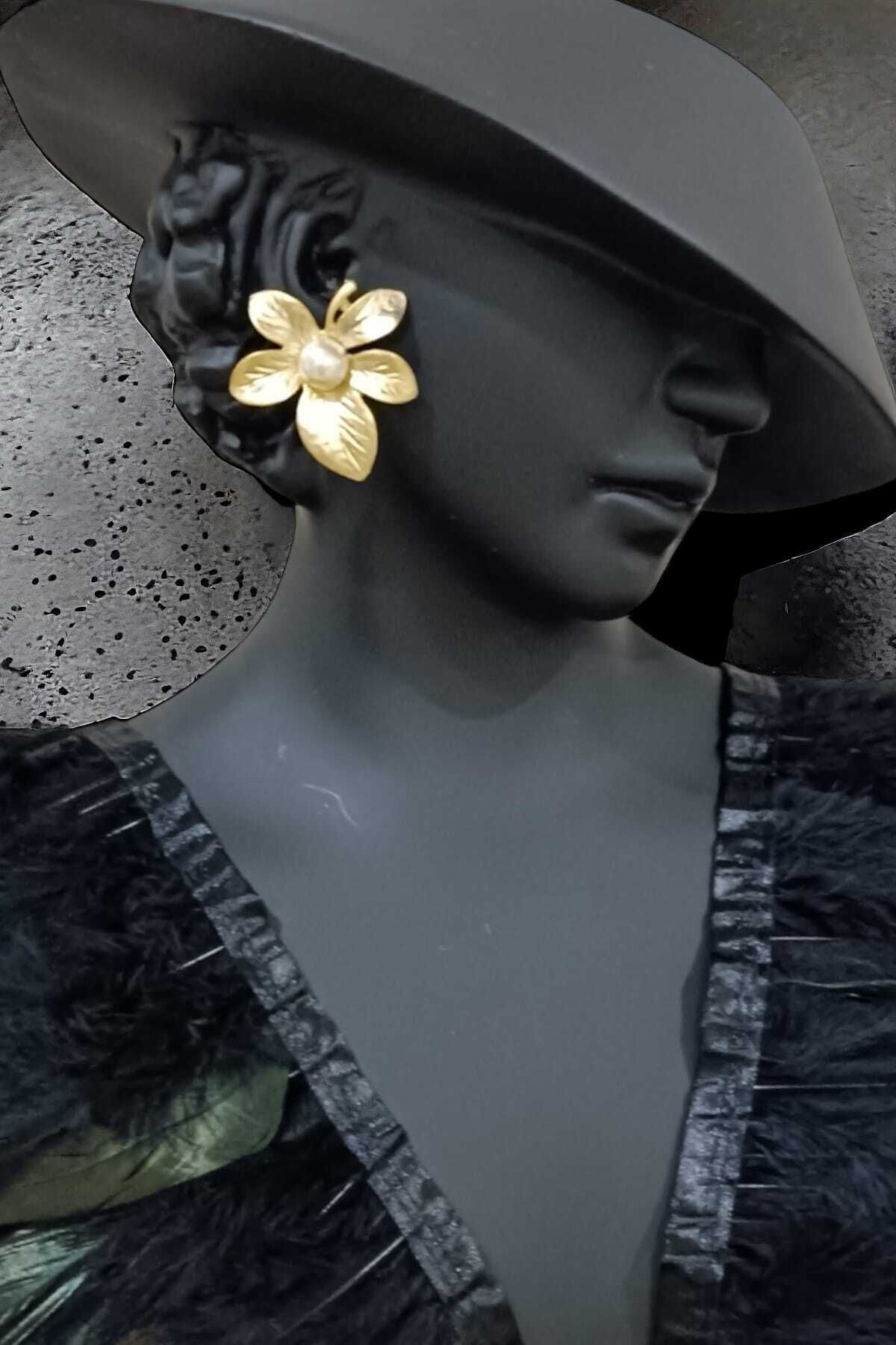 İthal Altın Kaplama Mat Gold Renk İnci Çiçeği Kadın Küpe